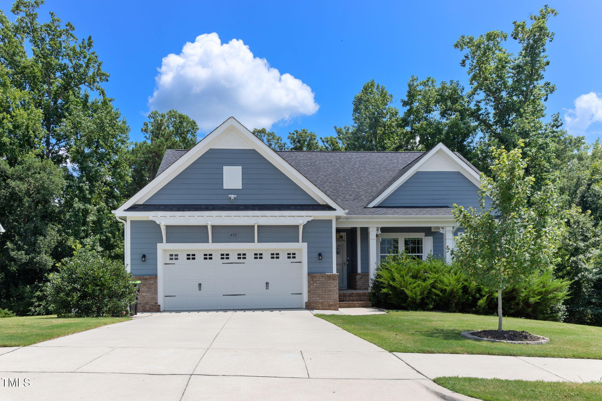 452 Cedar Pond Court Property Photo 1