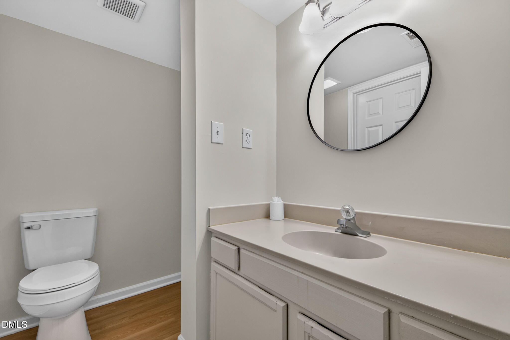 4101 Five Oaks Drive 32 Property Photo 11
