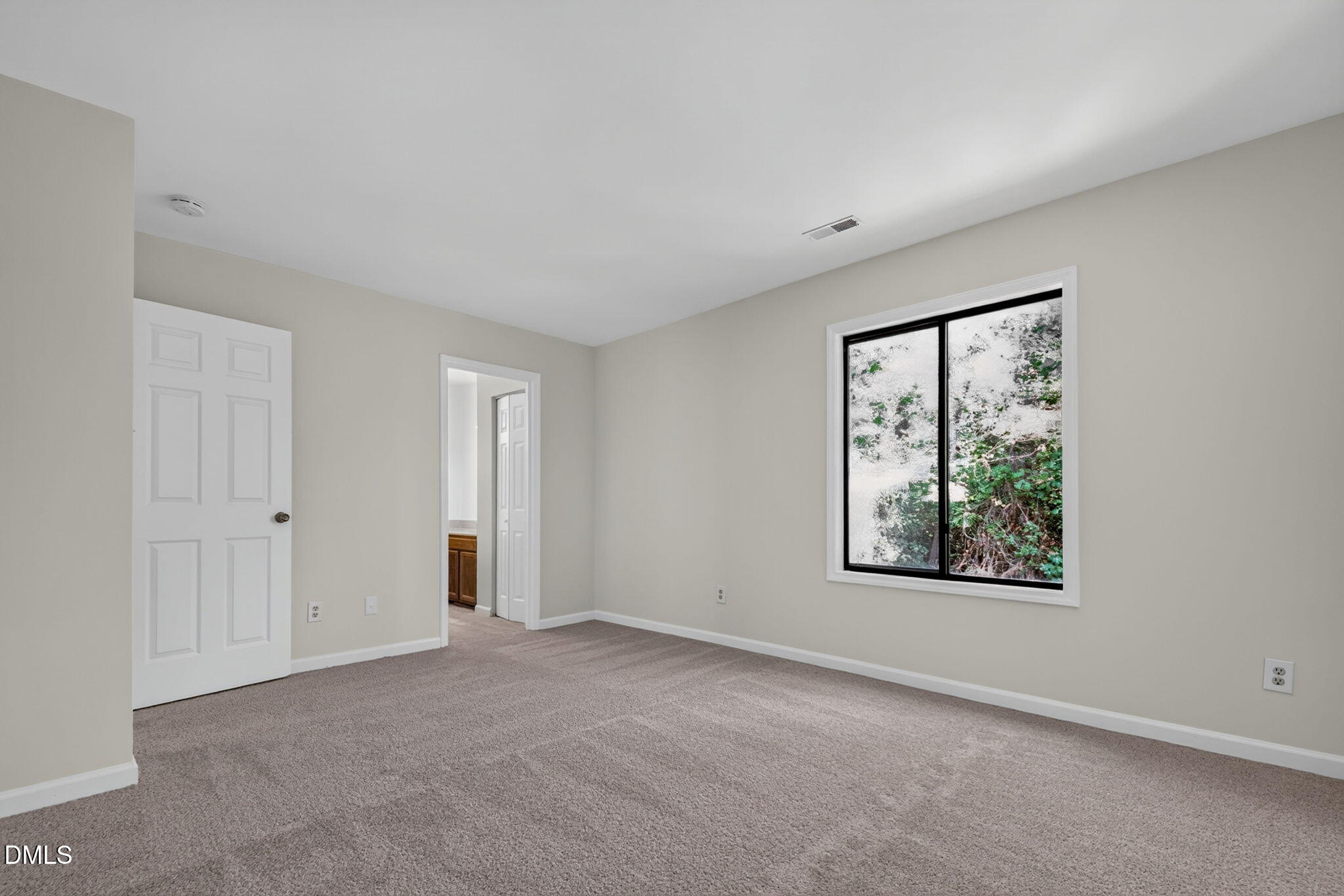 4101 Five Oaks Drive 32 Property Photo 14