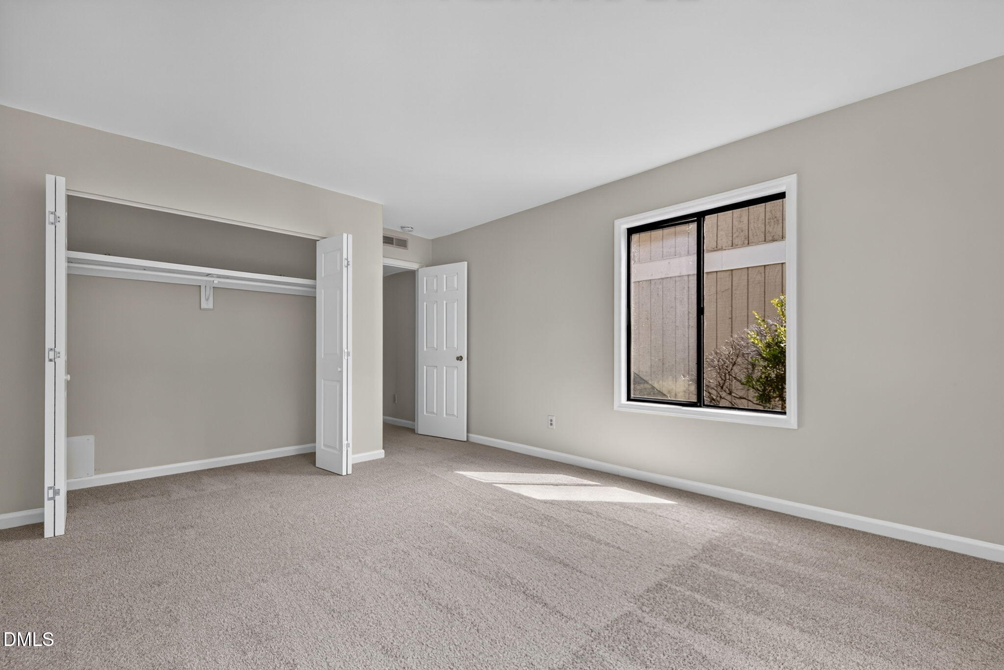 4101 Five Oaks Drive 32 Property Photo 18
