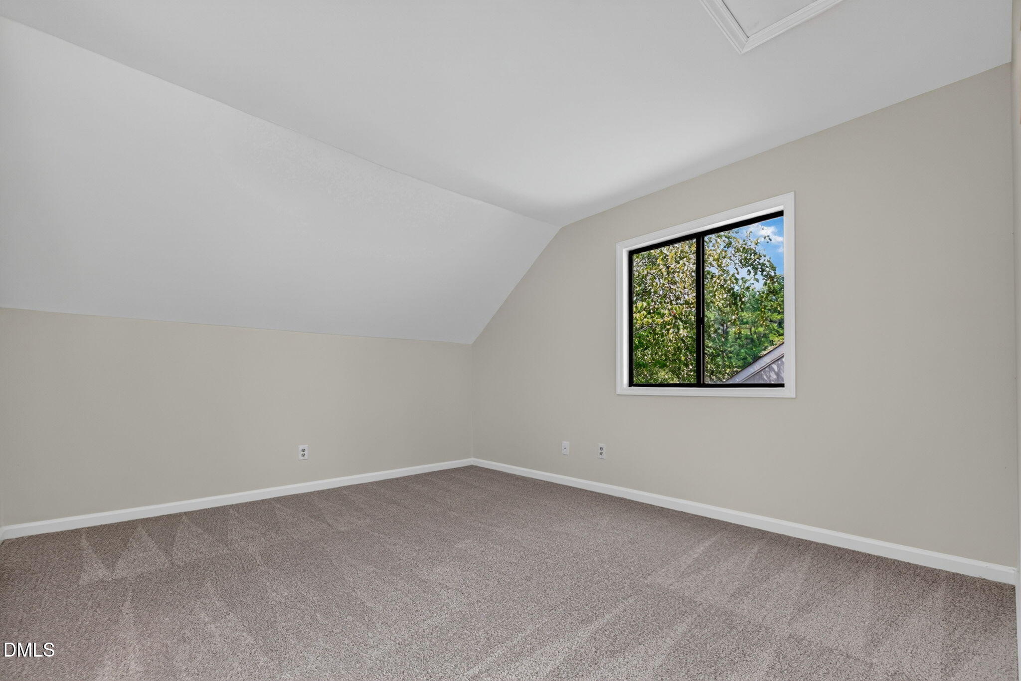 4101 Five Oaks Drive 32 Property Photo 22