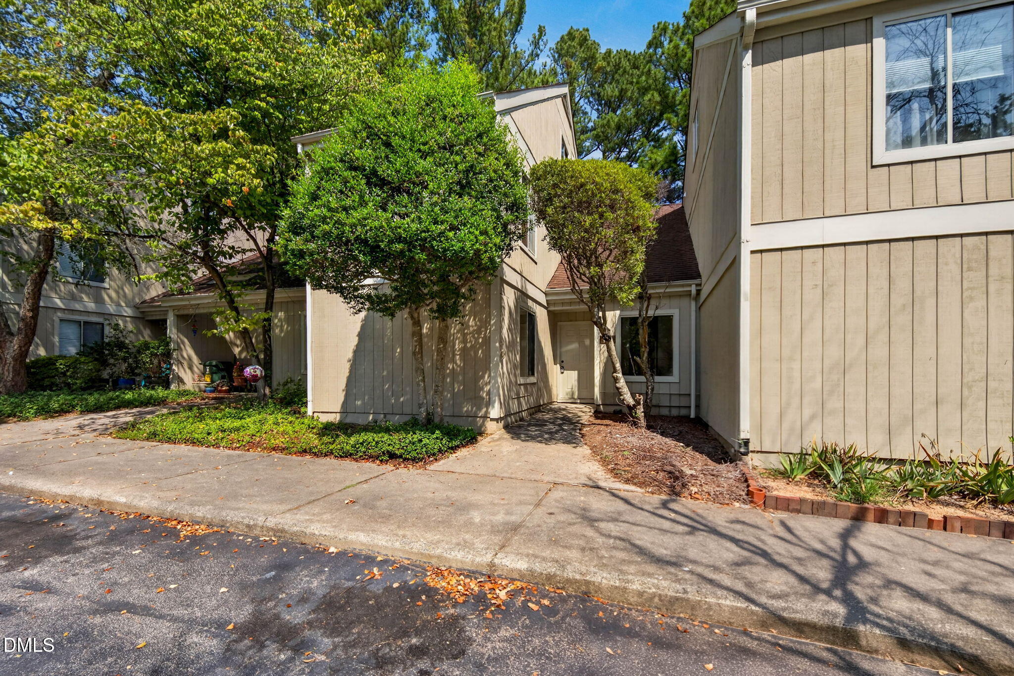 4101 Five Oaks Drive 32 Property Photo 25