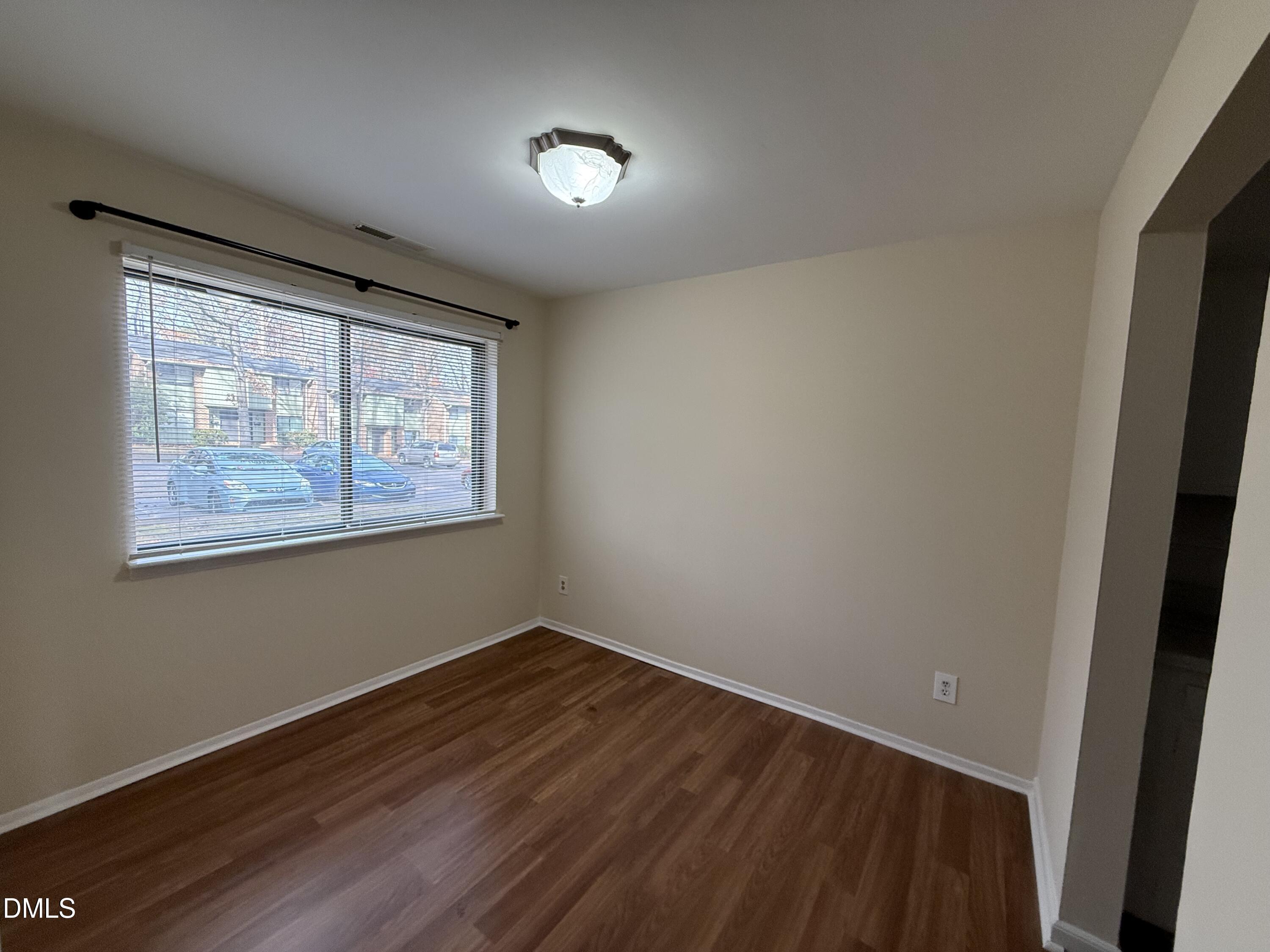 1228 Teakwood Place Property Photo 12