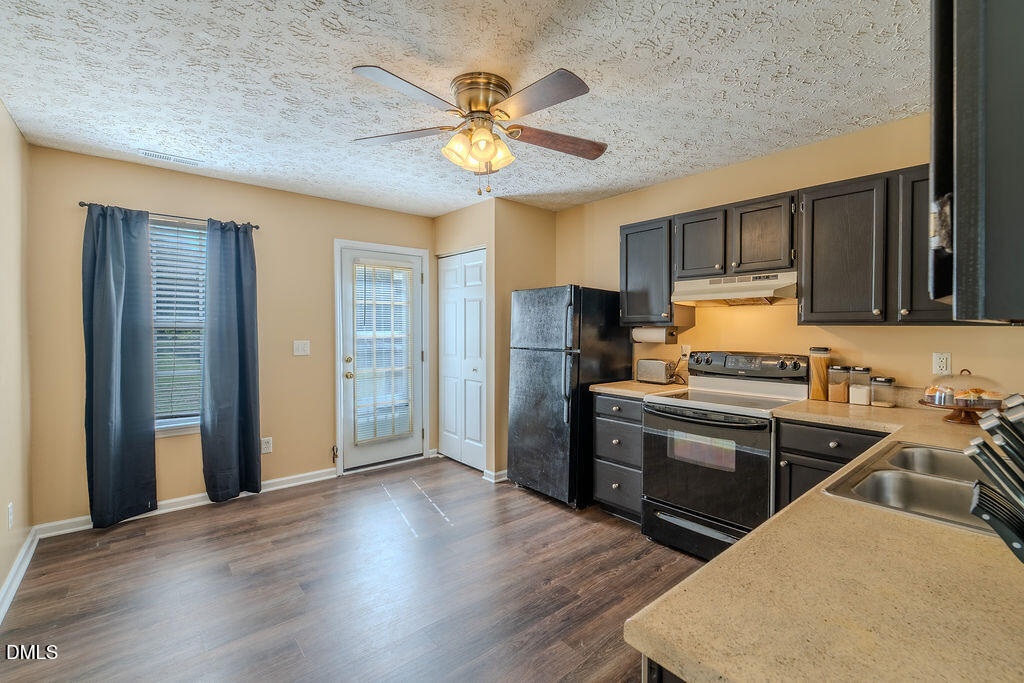 8428 Longfield Drive Property Photo 3