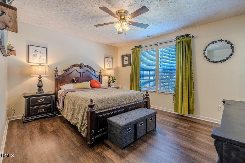 8428 Longfield Drive Property Photo 4