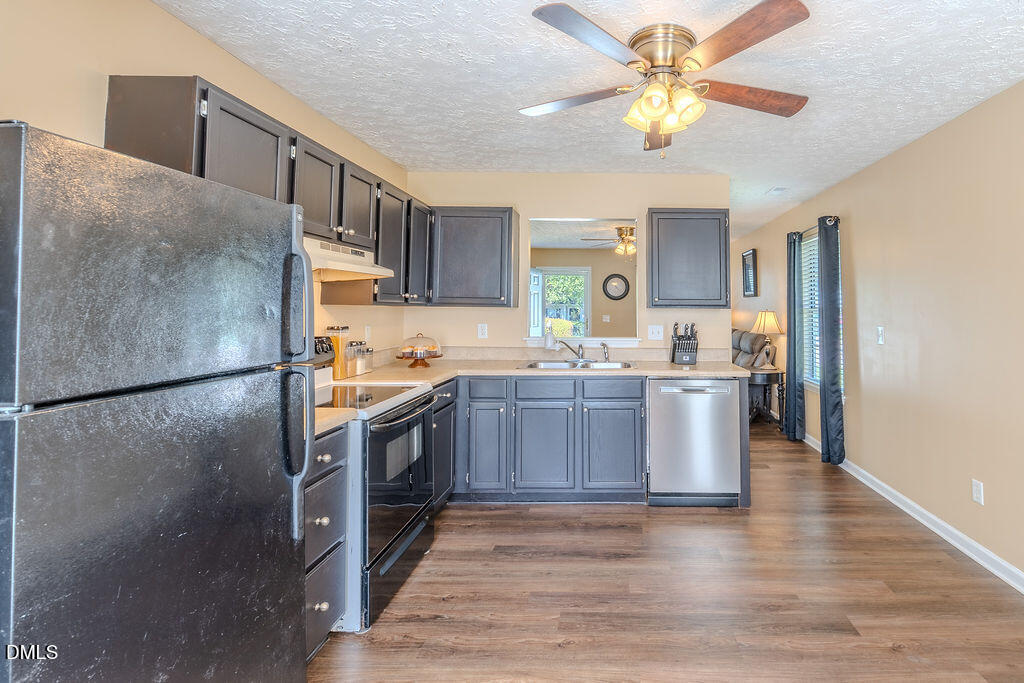 8428 Longfield Drive Property Photo 10