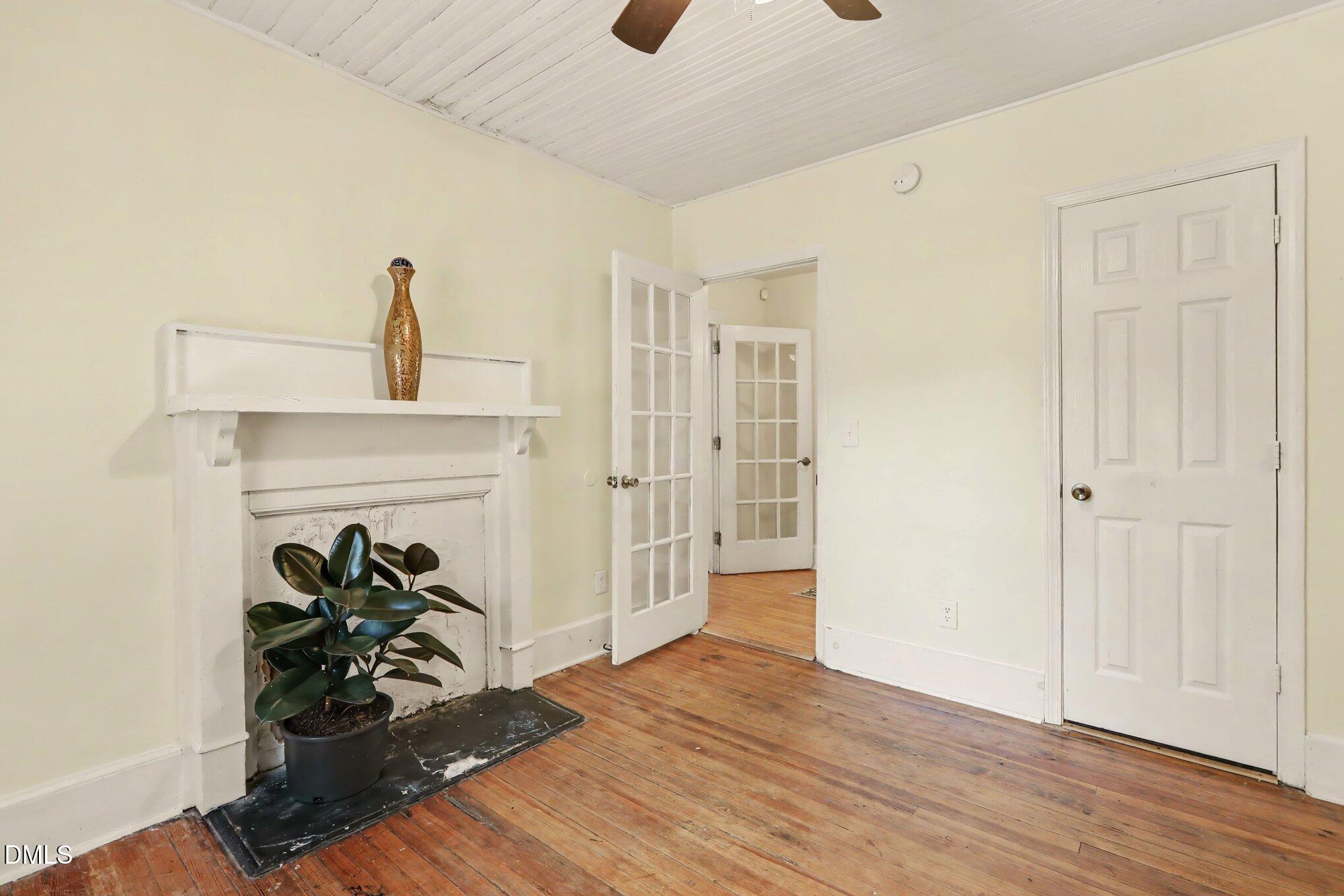 431 Eugene Street Property Photo 13