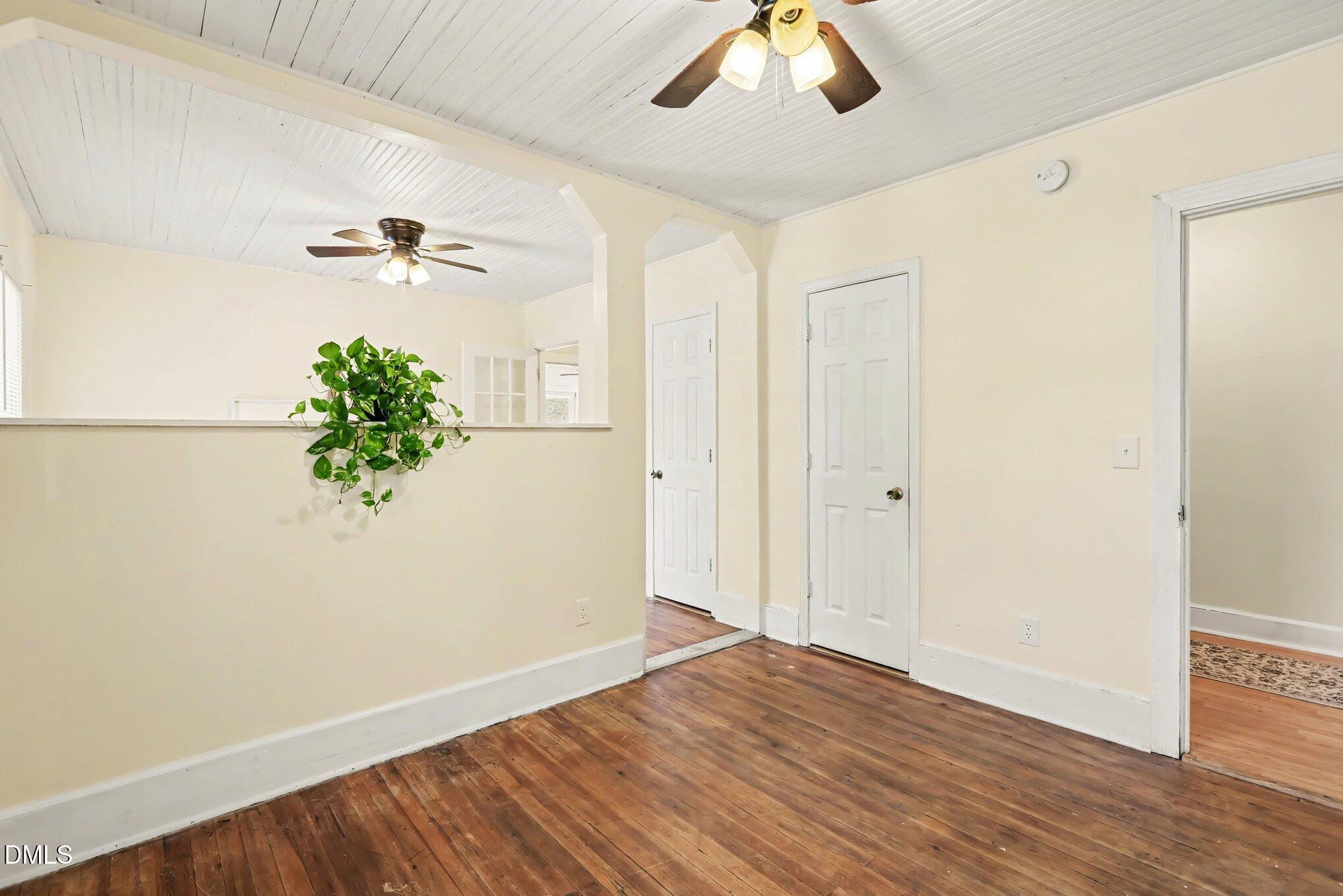 431 Eugene Street Property Photo 18