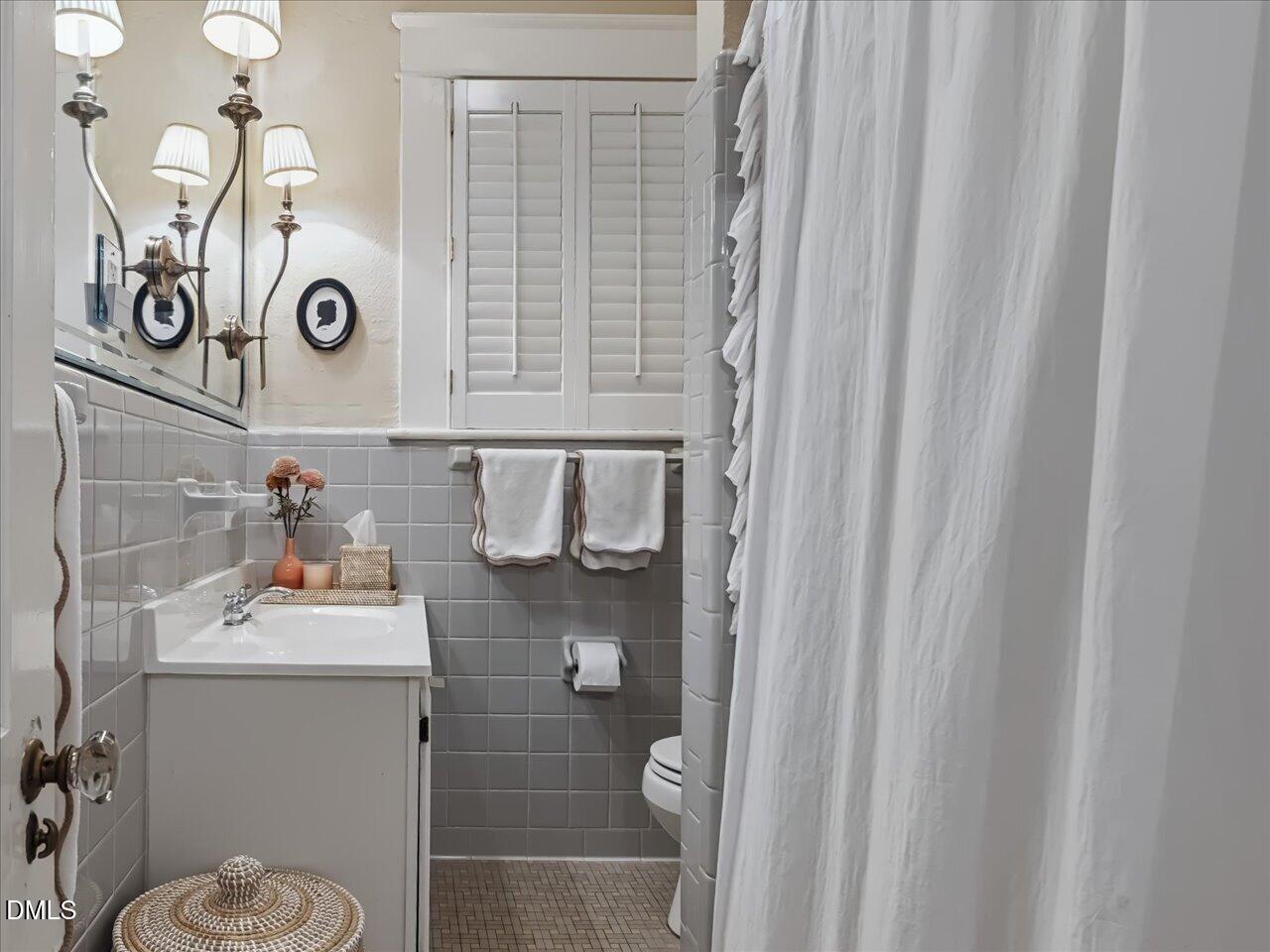 2211 Creston Road Property Photo 43
