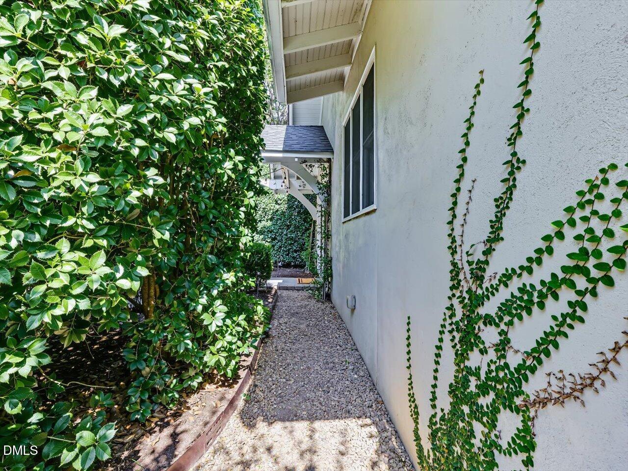 2211 Creston Road Property Photo 62