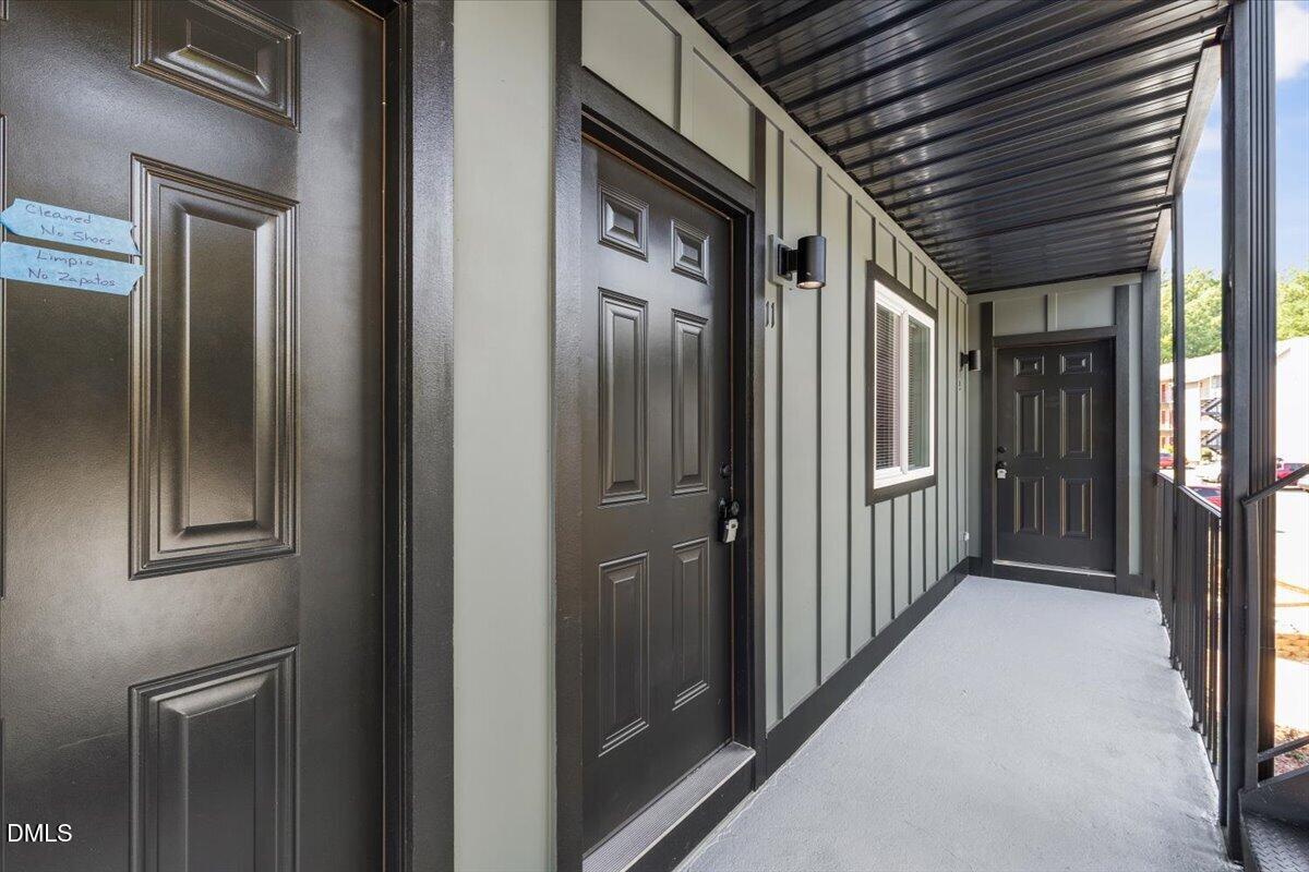 1309 Hudson Avenue F11 Property Photo 3