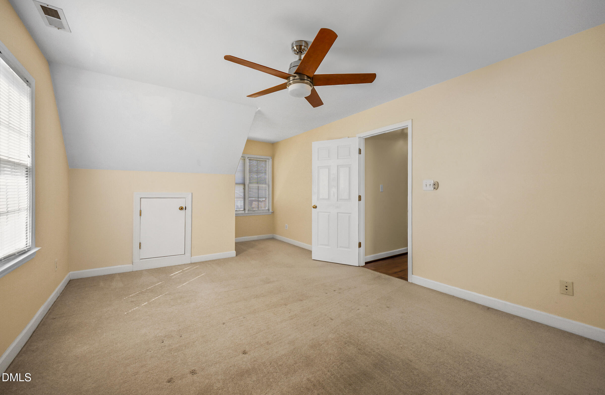 8009 Mackenzie Court Property Photo 10