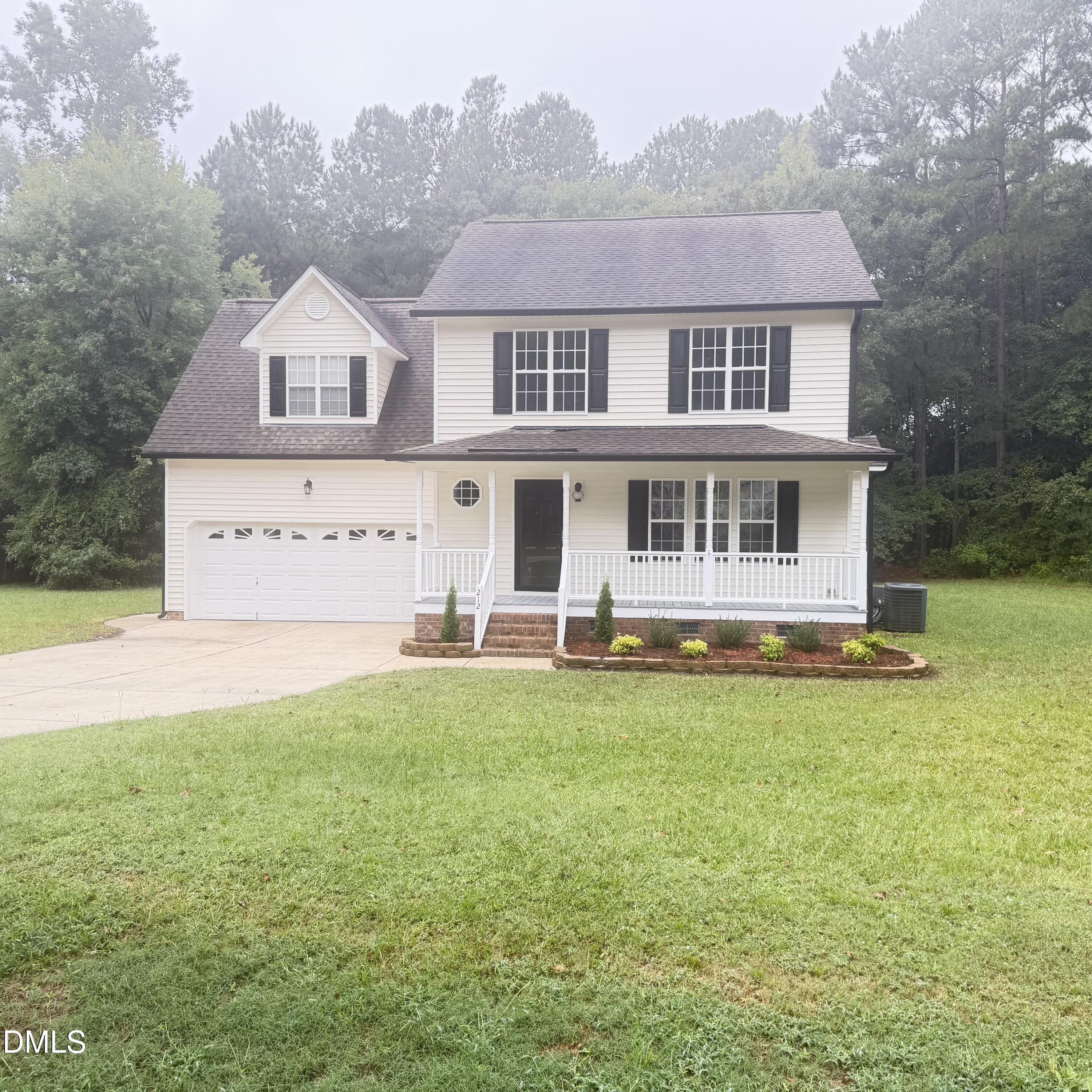 212 Spearhead Place Property Photo 1