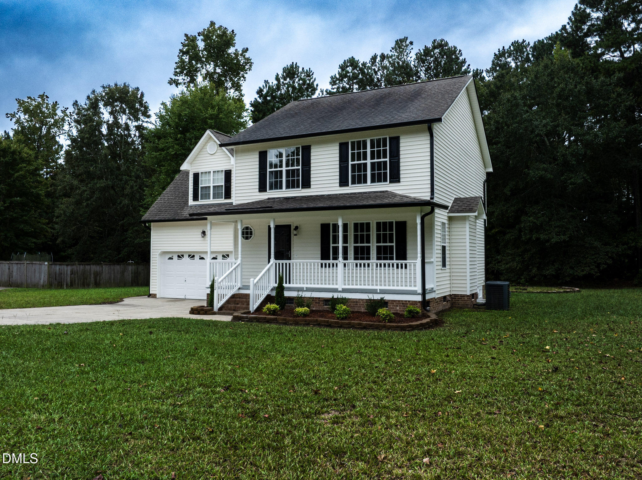 212 Spearhead Place Property Photo 2