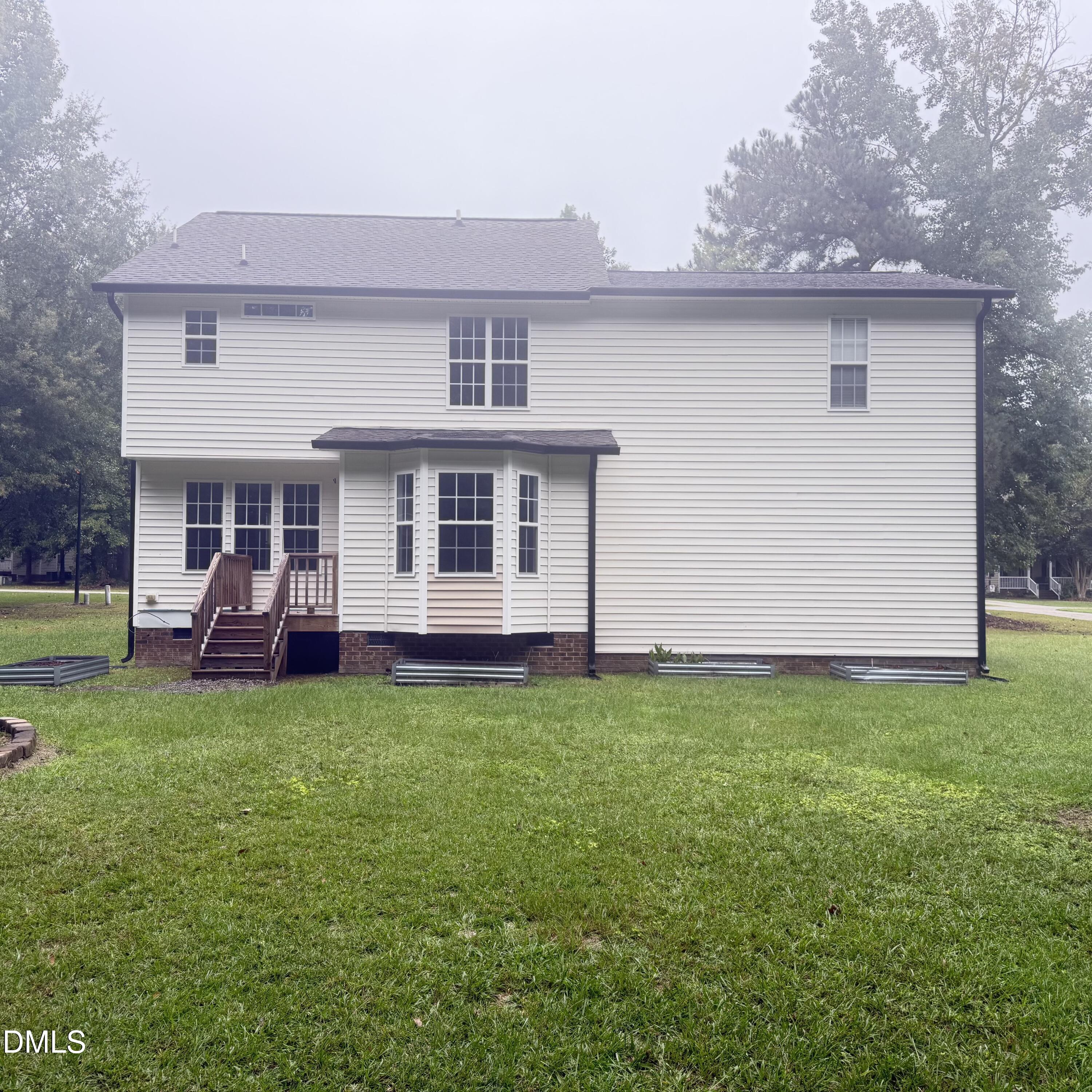 212 Spearhead Place Property Photo 4