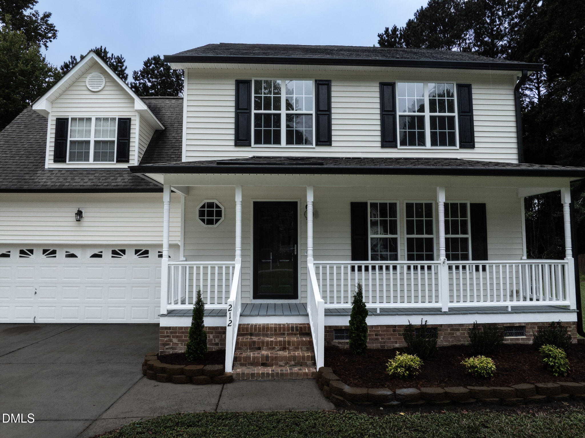 212 Spearhead Place Property Photo 8