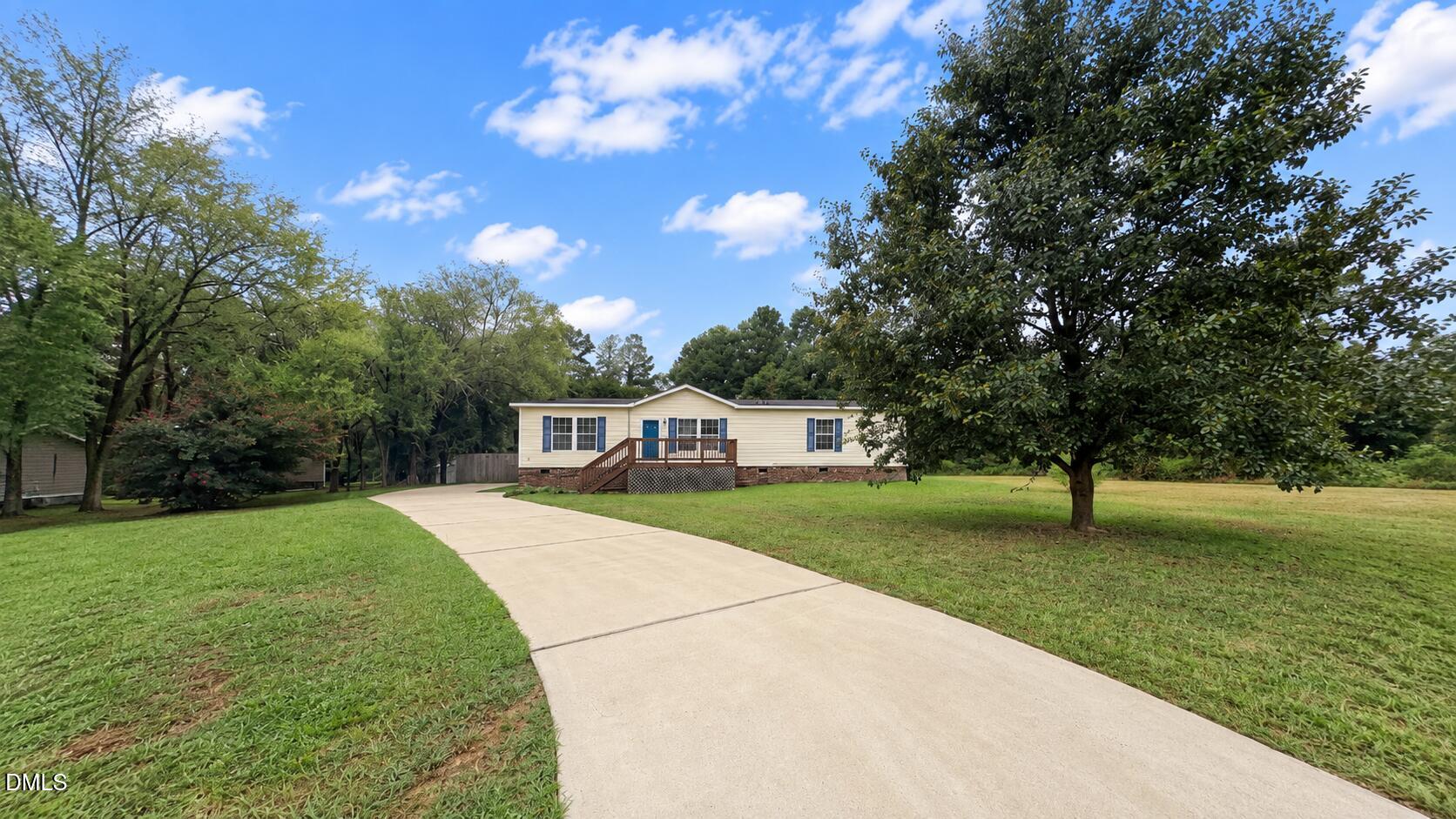 103 Dennis Way Property Photo 3