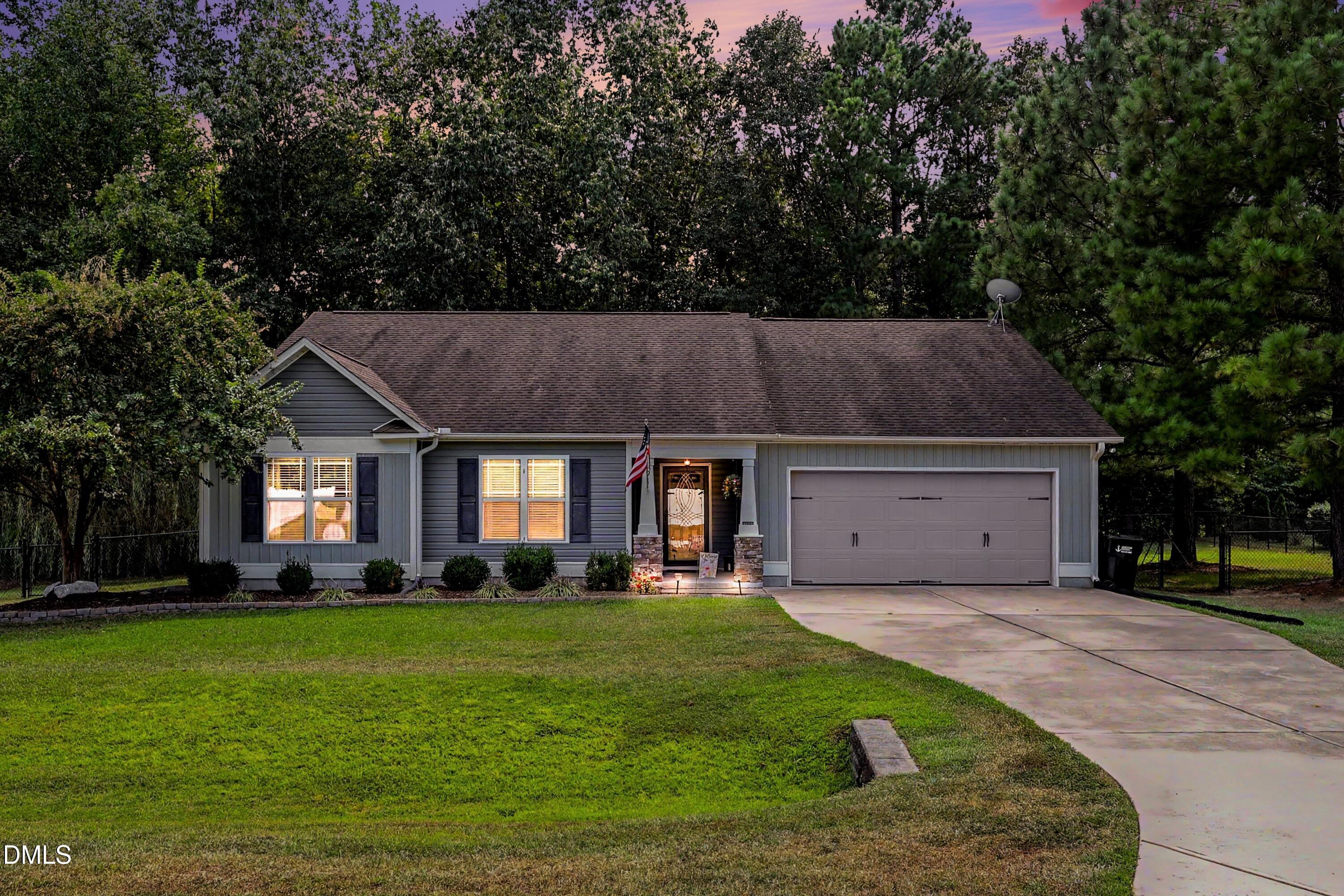 91 Castaway Court Property Photo 3