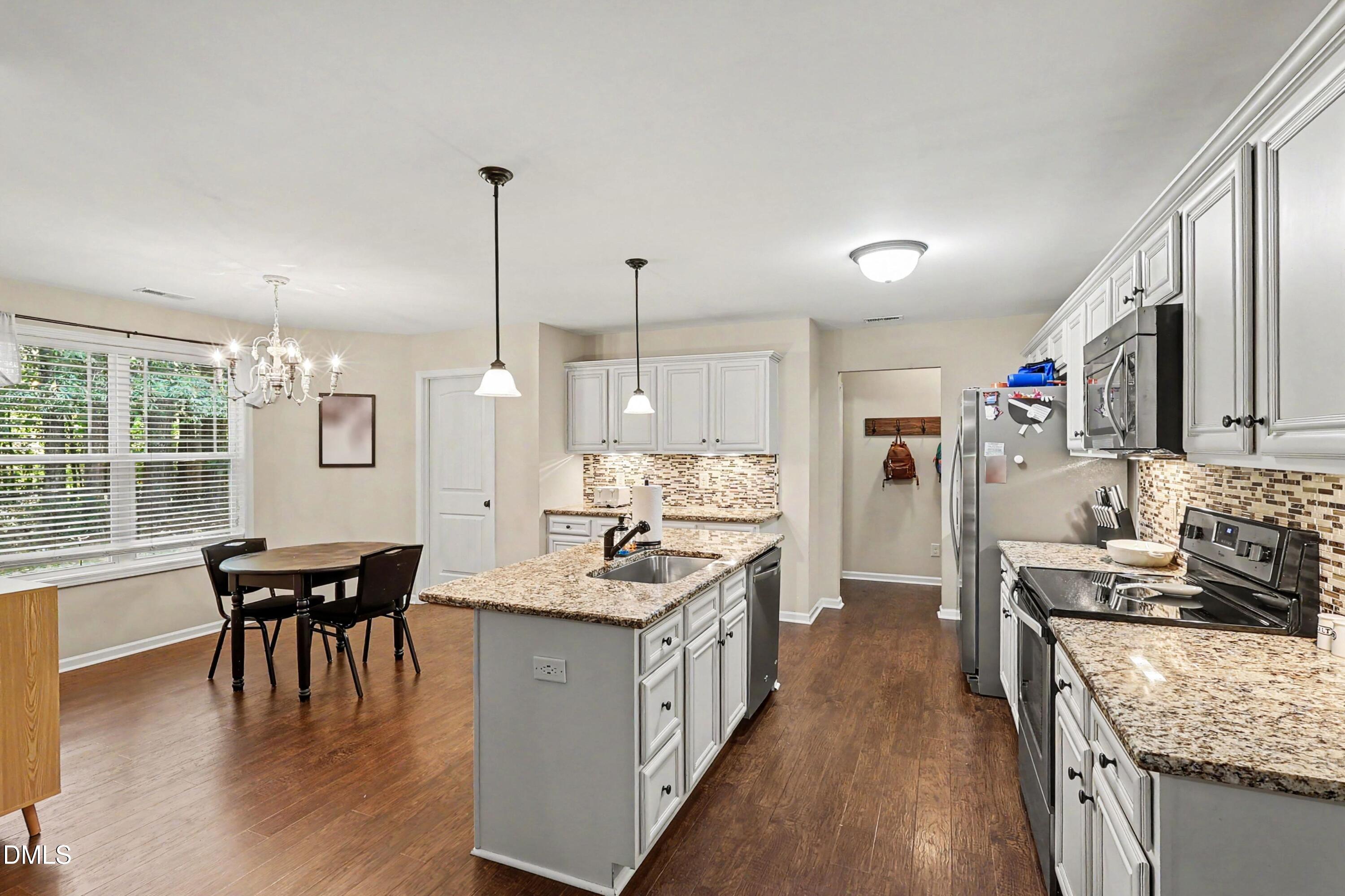 91 Castaway Court Property Photo 8
