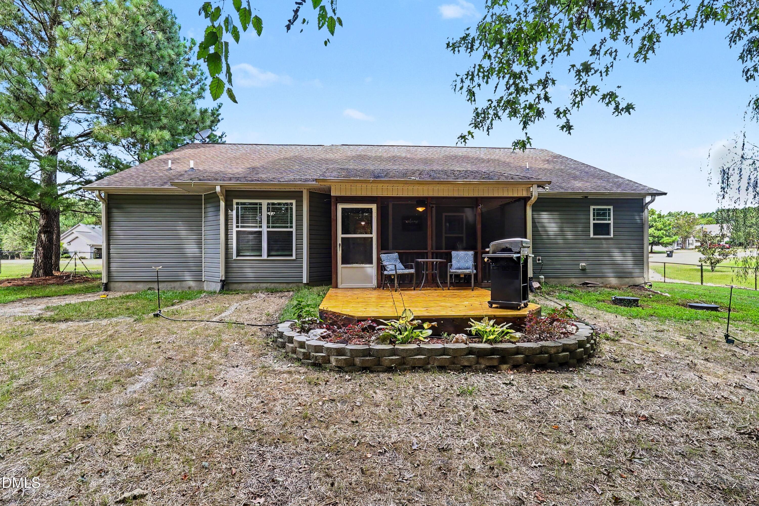 91 Castaway Court Property Photo 23