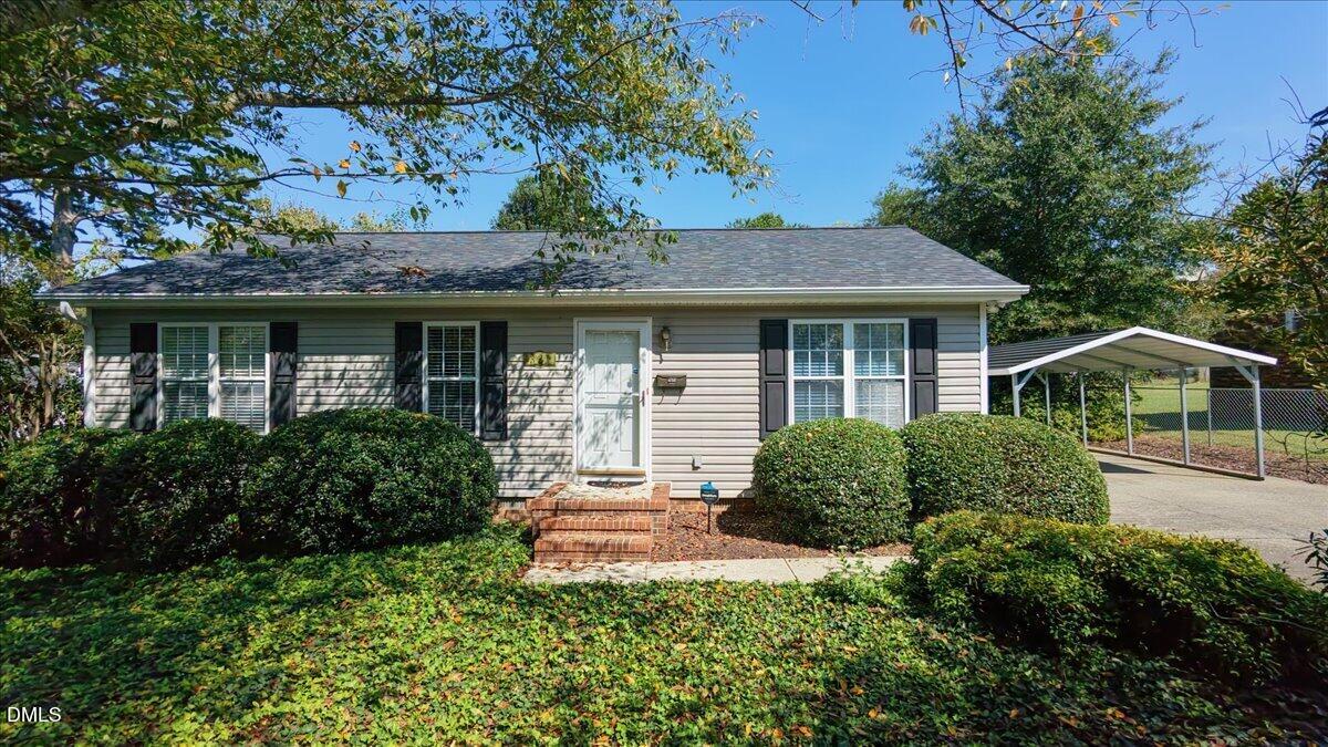 331 Quintas Avenue Property Photo 1