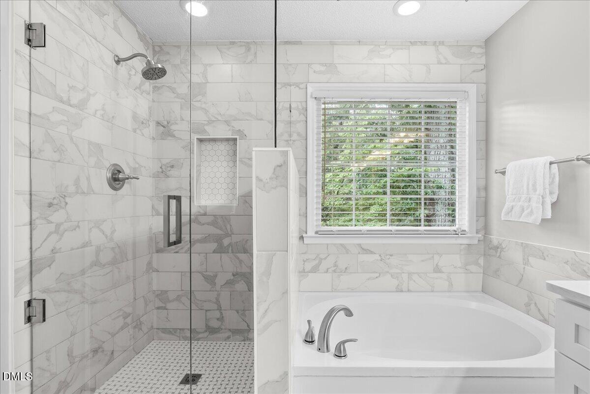 8521 Hawksmoor Drive Property Photo 32