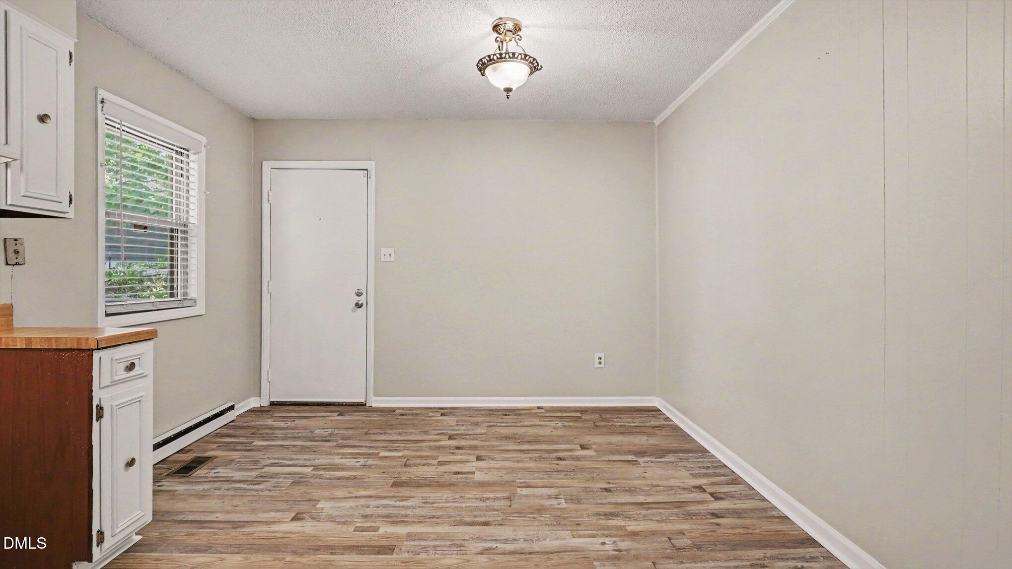 1812 N Chatham Avenue Property Photo 9