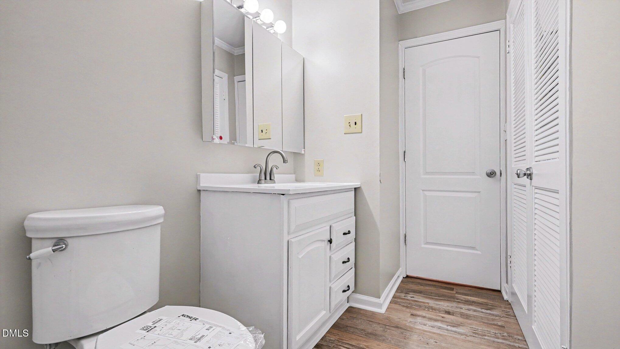 1812 N Chatham Avenue Property Photo 23