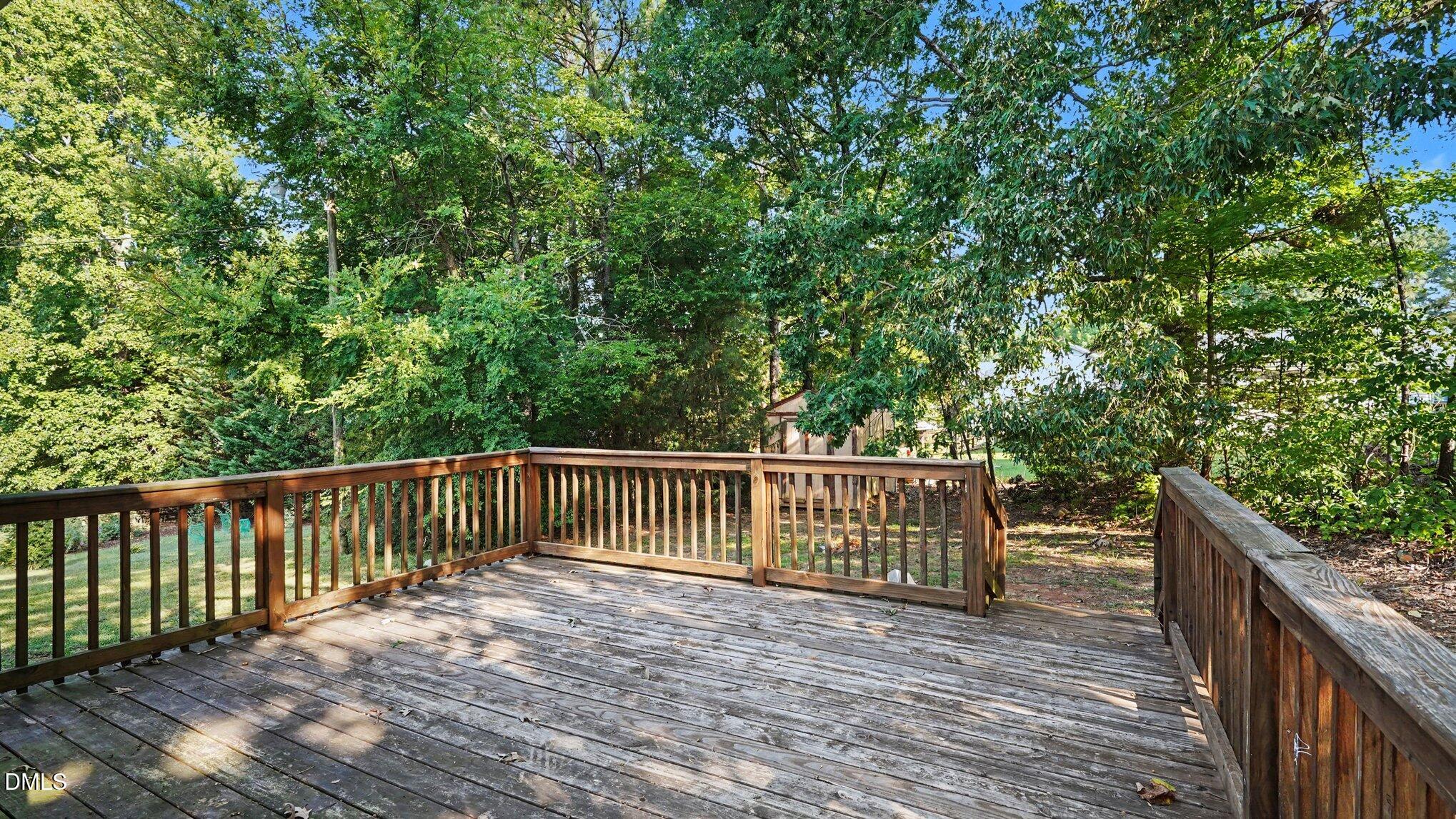 1812 N Chatham Avenue Property Photo 25