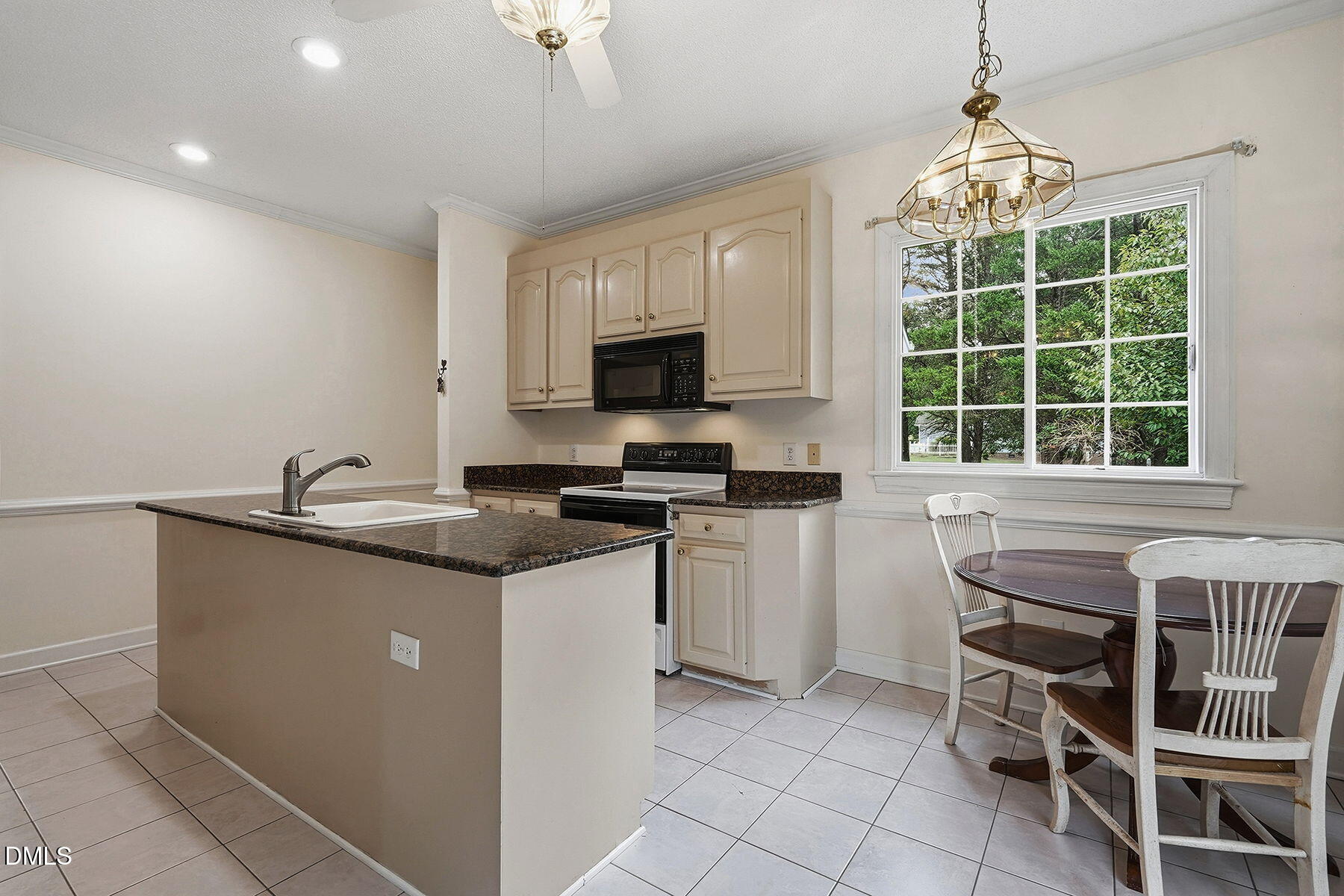 171 Clover Ridge Property Photo 14
