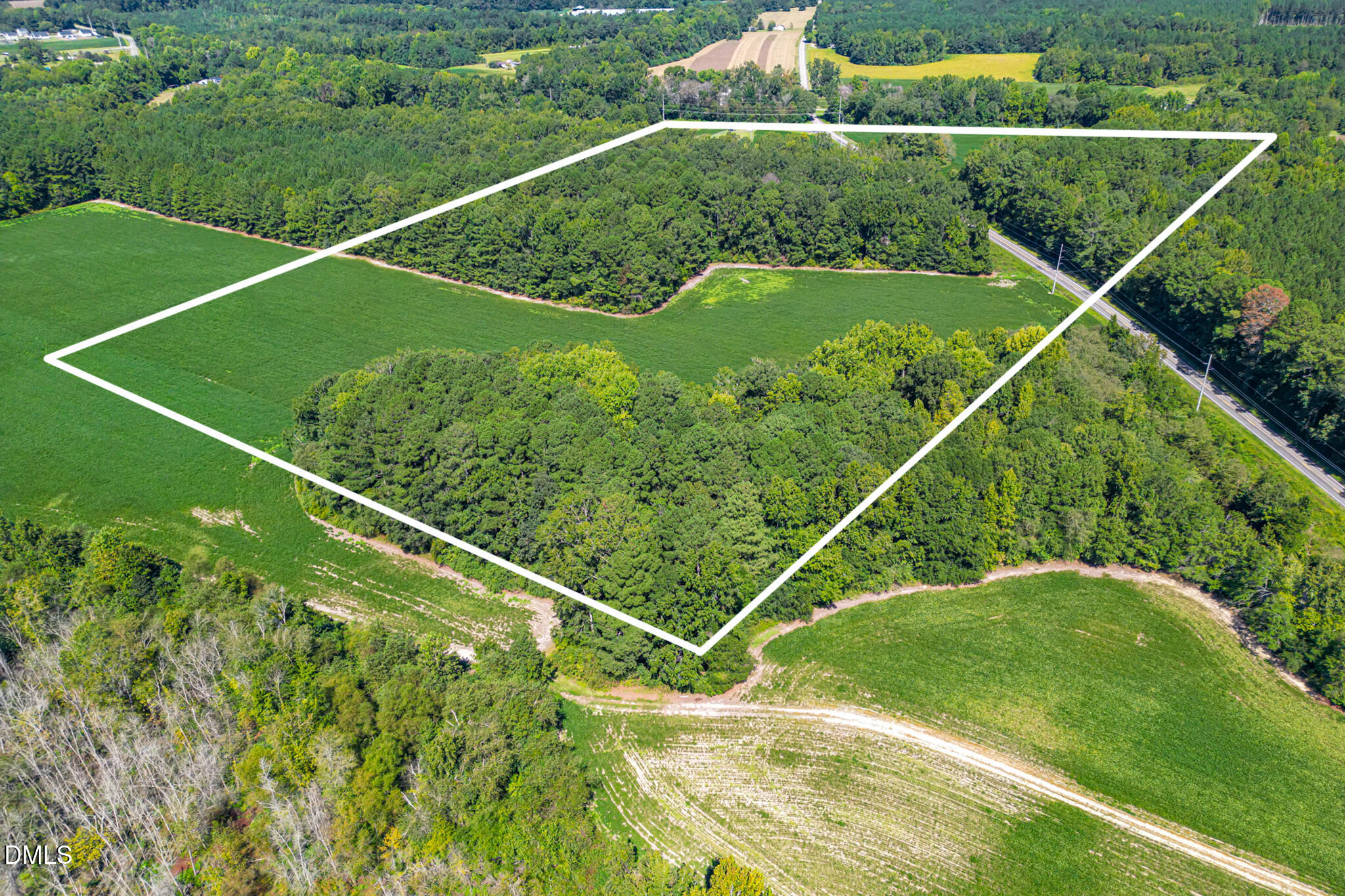 2050 Clark Road Property Photo 3