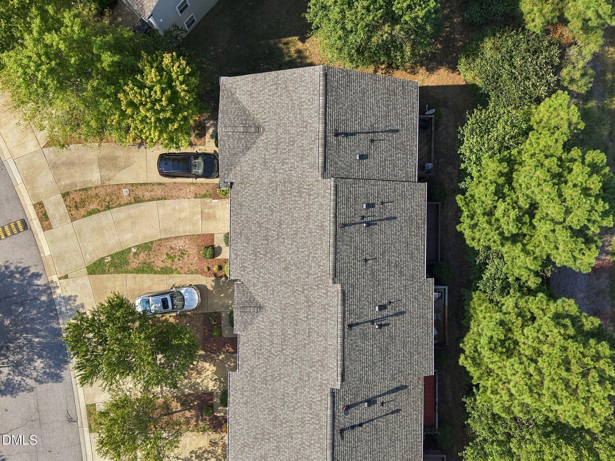110 Irving Way Property Photo 3