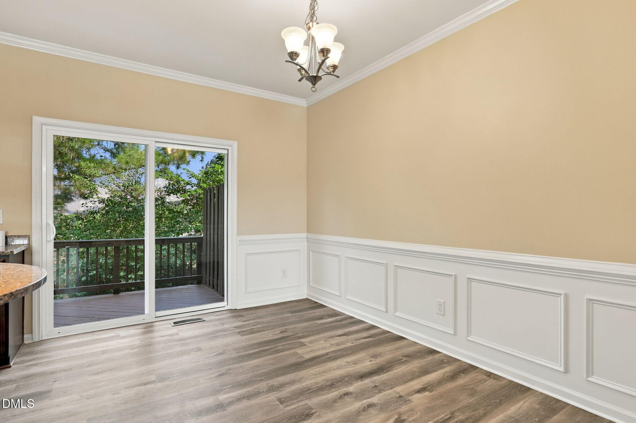 110 Irving Way Property Photo 14