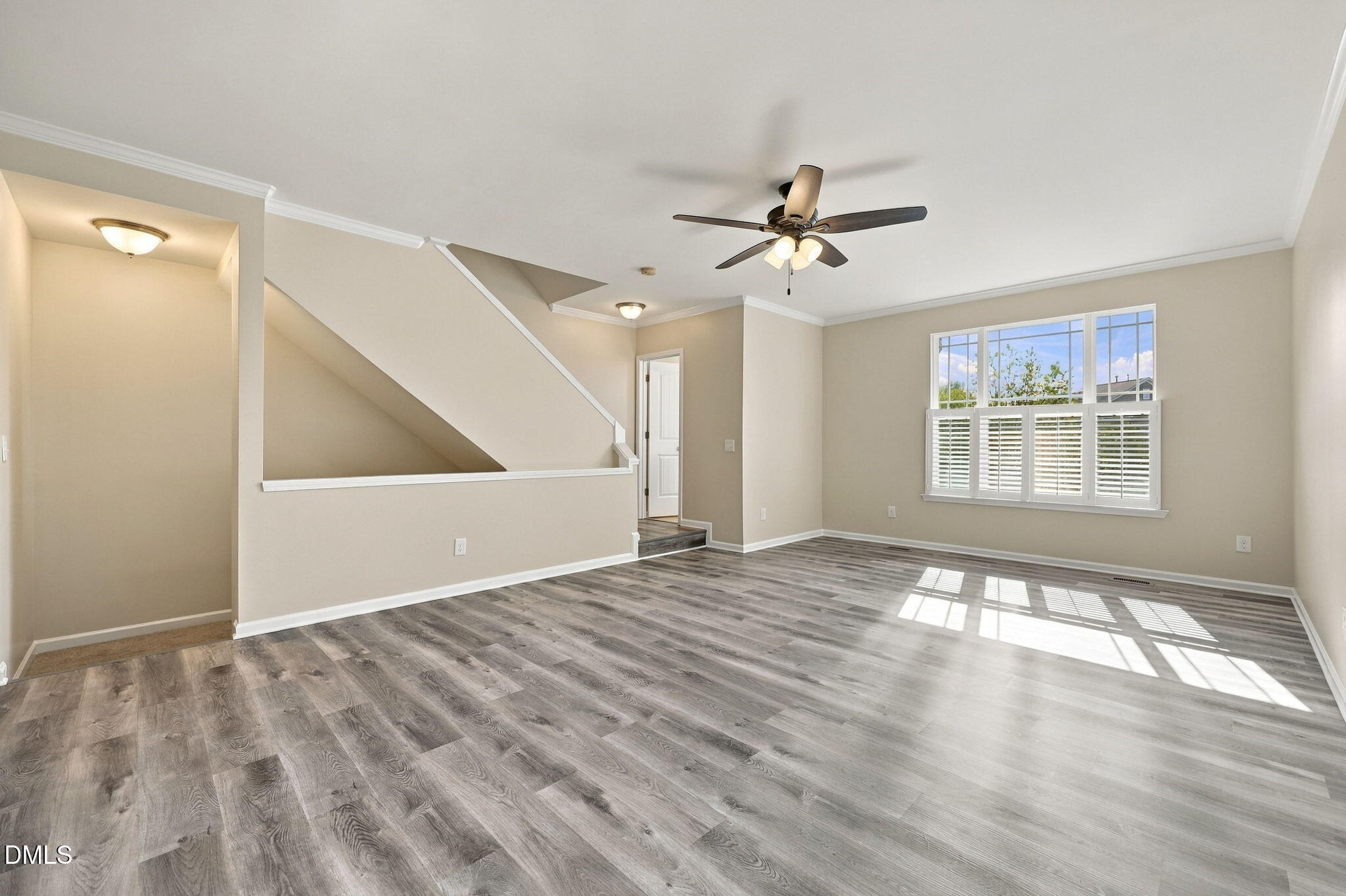 110 Irving Way Property Photo 18