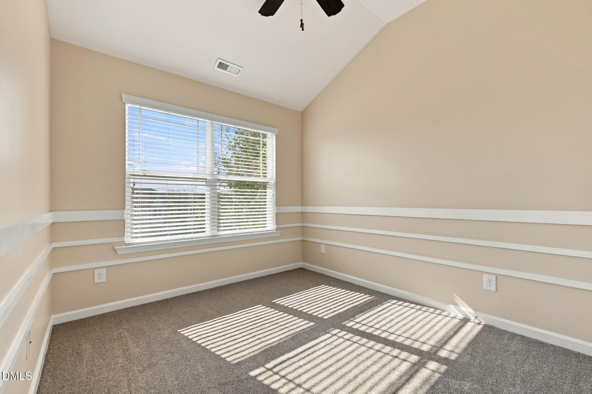 110 Irving Way Property Photo 25