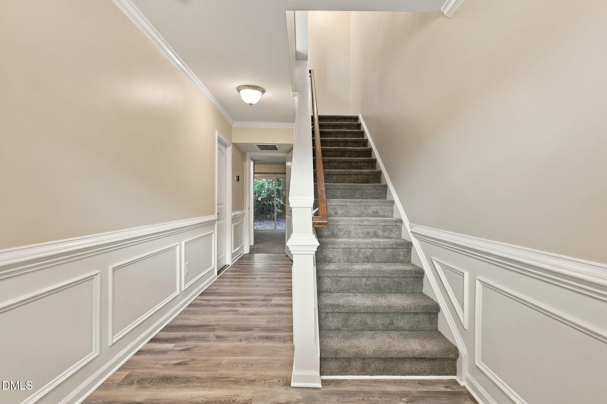 110 Irving Way Property Photo 29