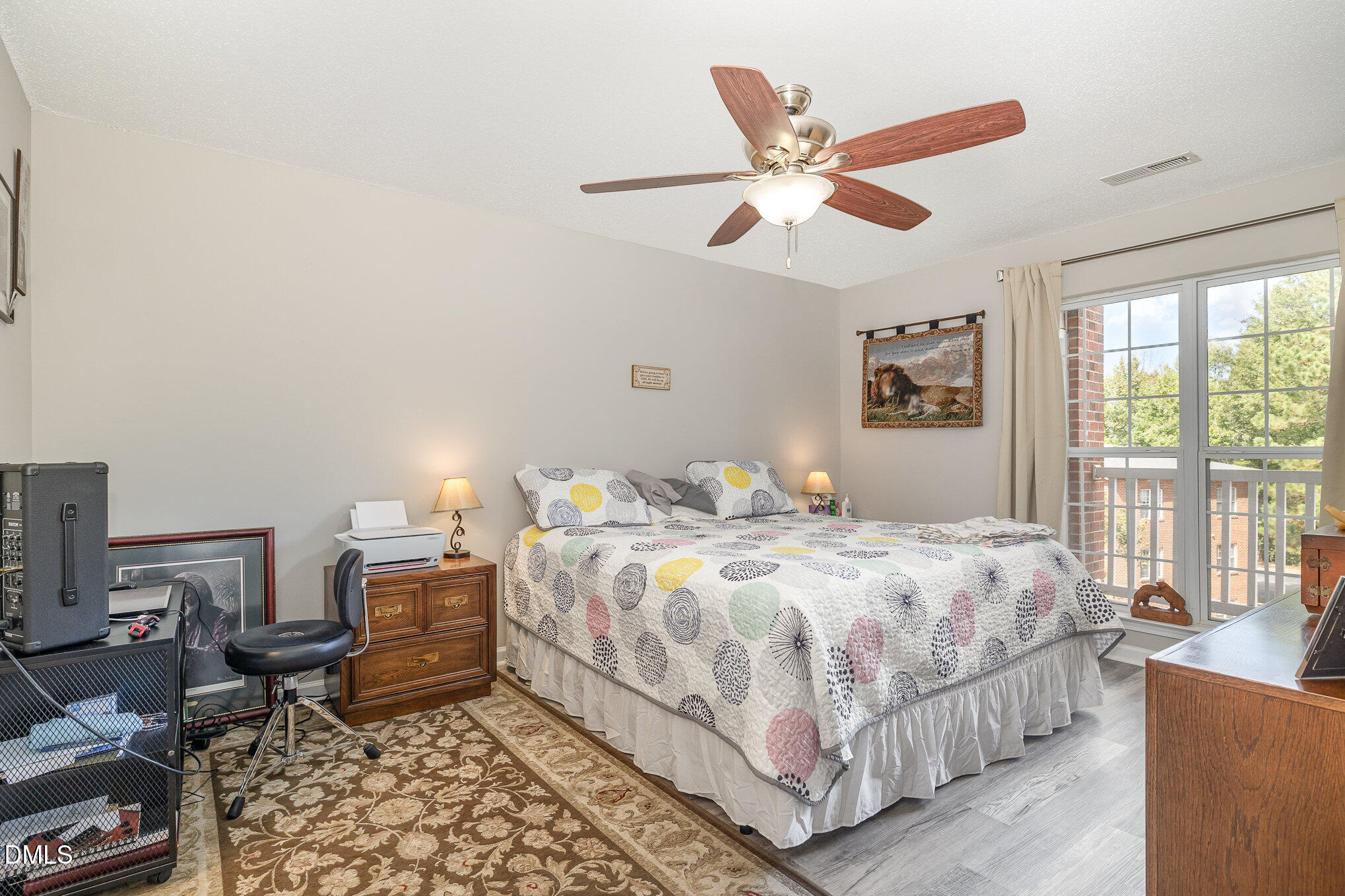 123 Sturbridge Drive Property Photo 4