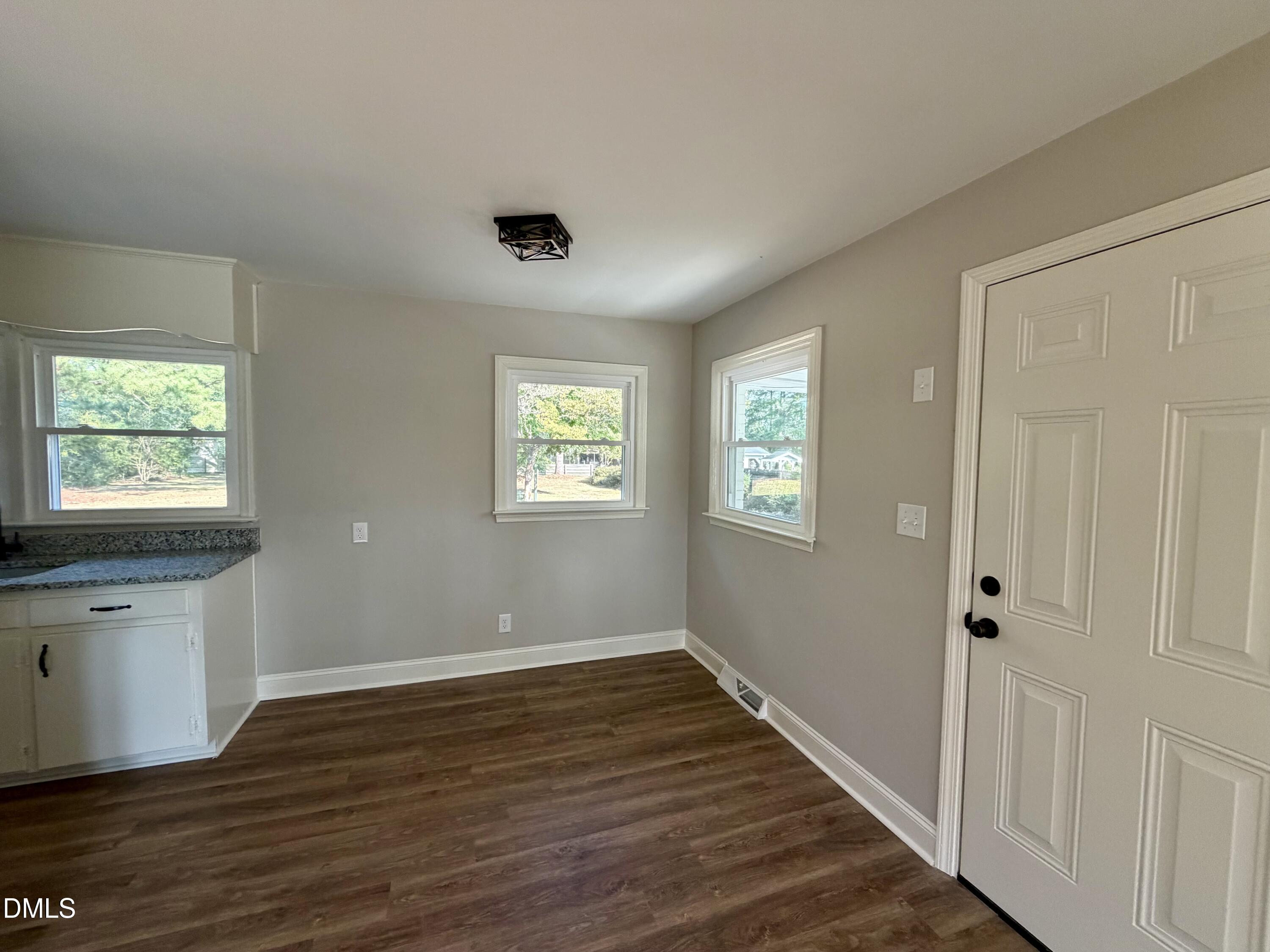 102 Anne Street Property Photo 4