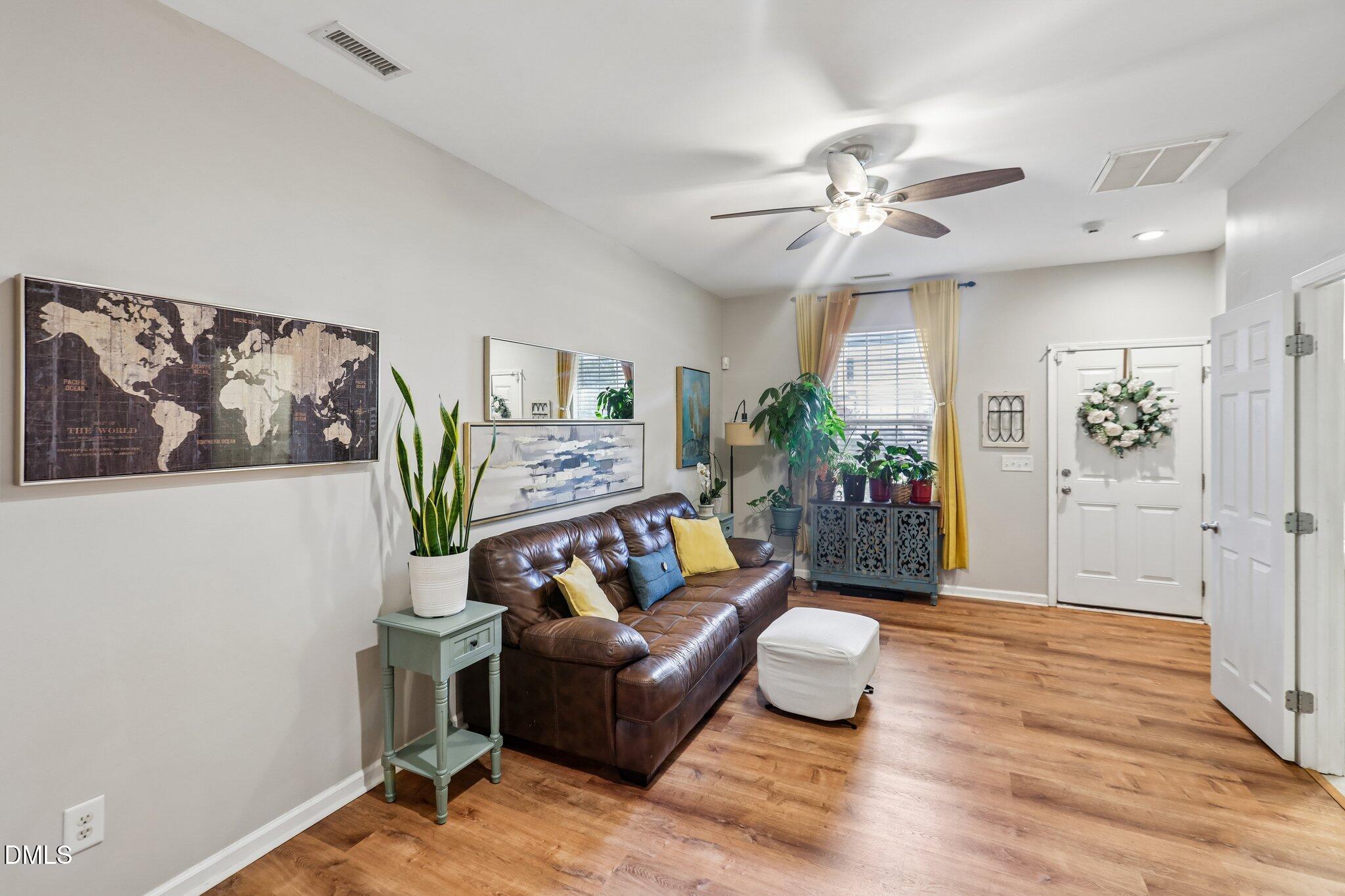 1629 Snow Mass Way Property Photo 3