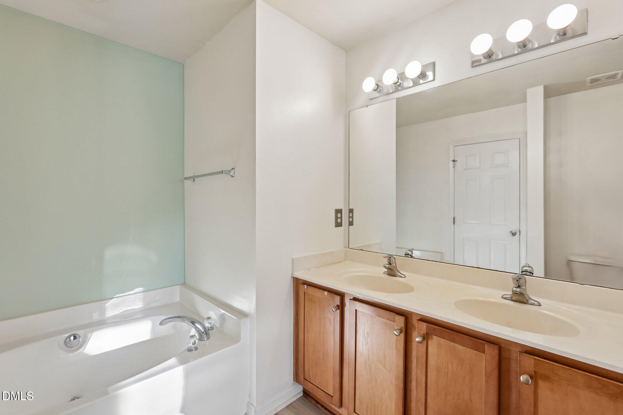 1629 Snow Mass Way Property Photo 11