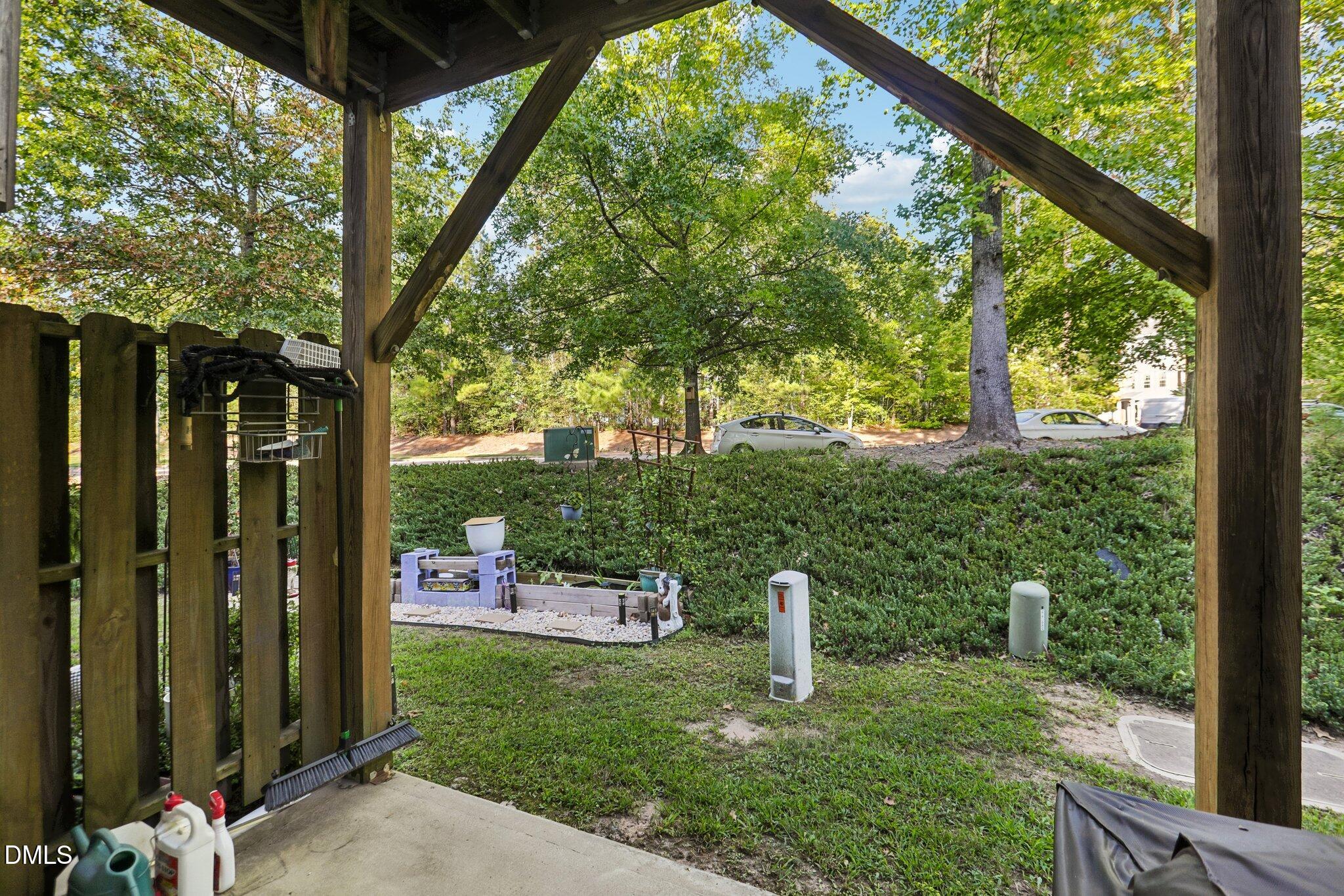 1629 Snow Mass Way Property Photo 19