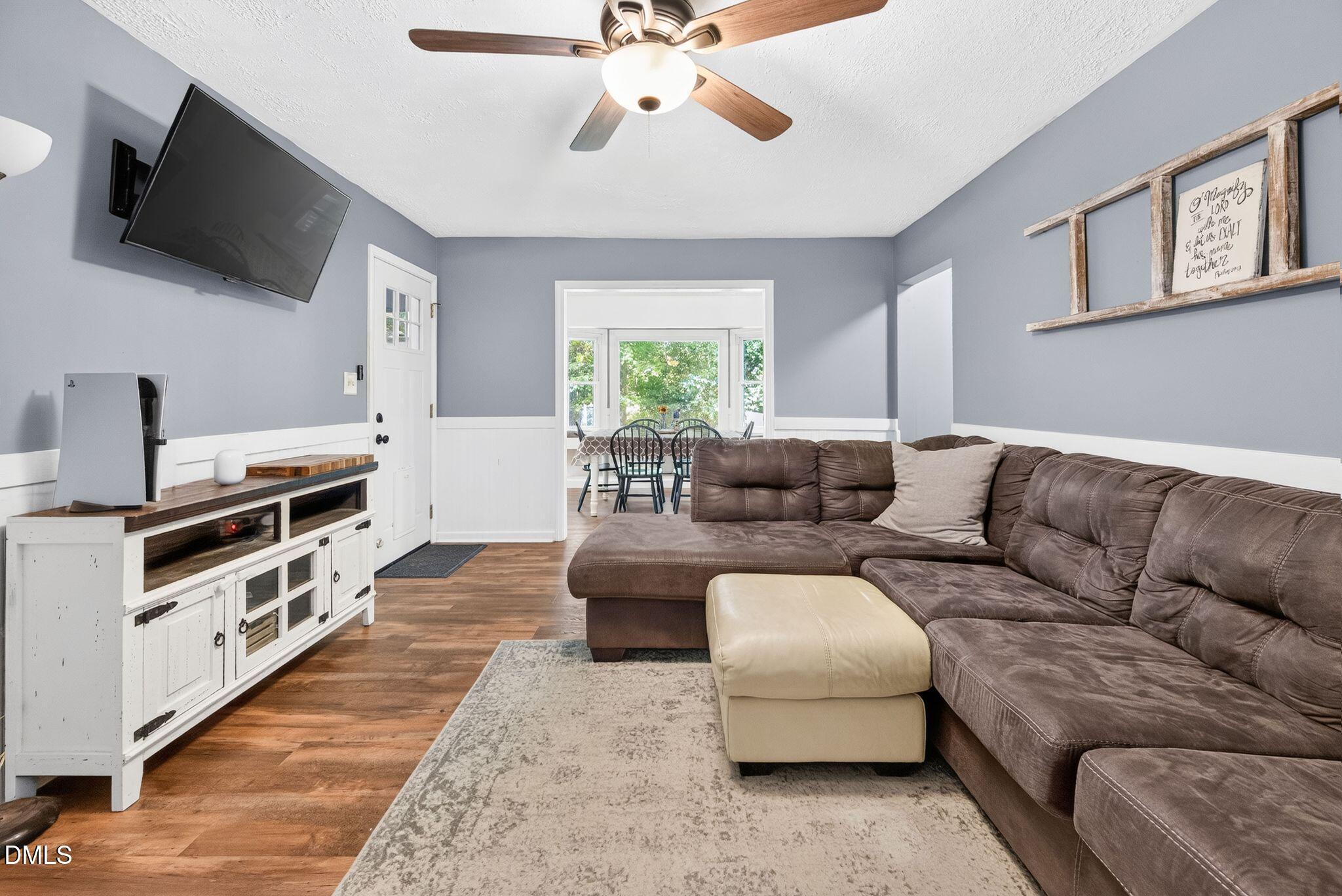 1409 Hall Boulevard Property Photo 12