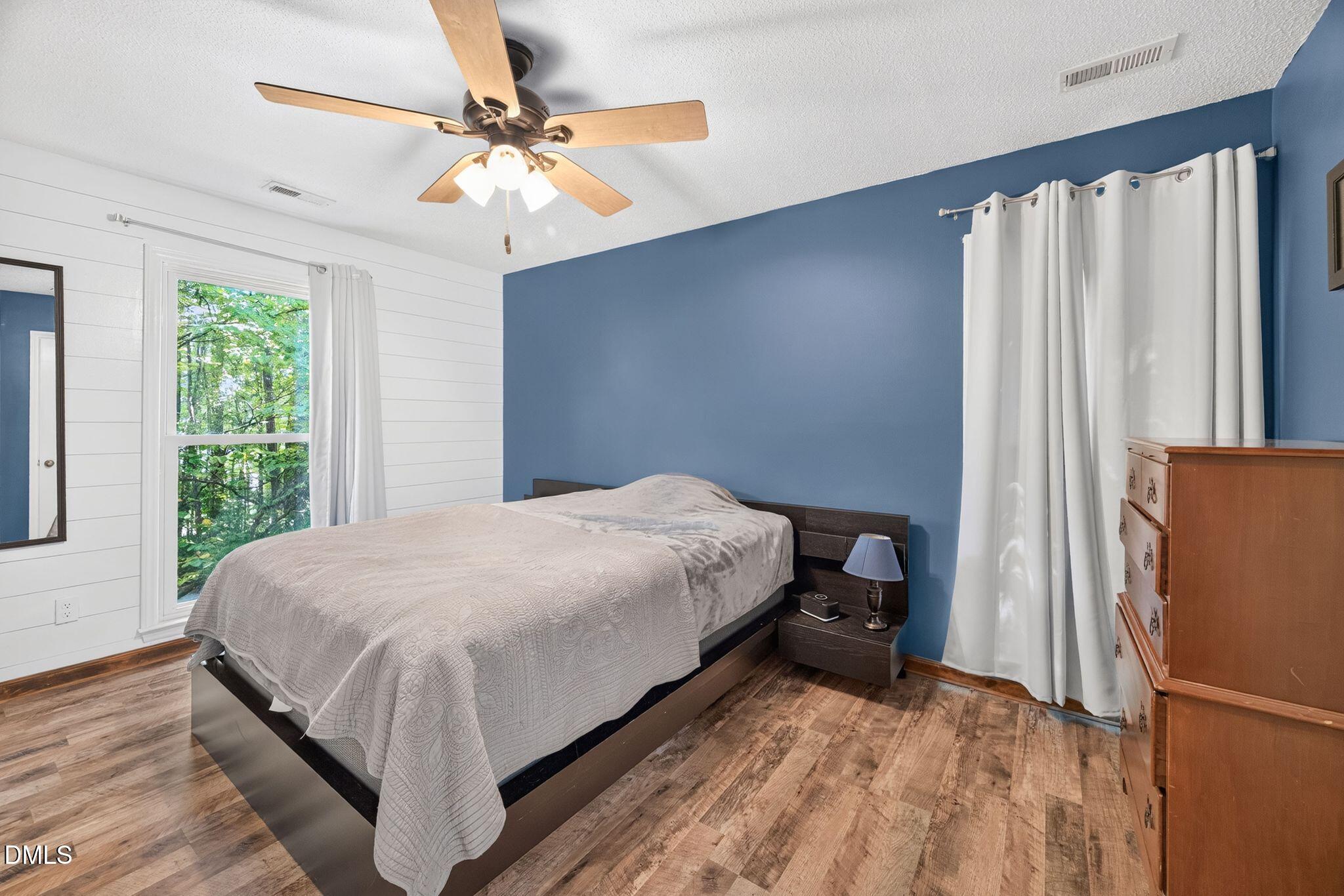 1409 Hall Boulevard Property Photo 18