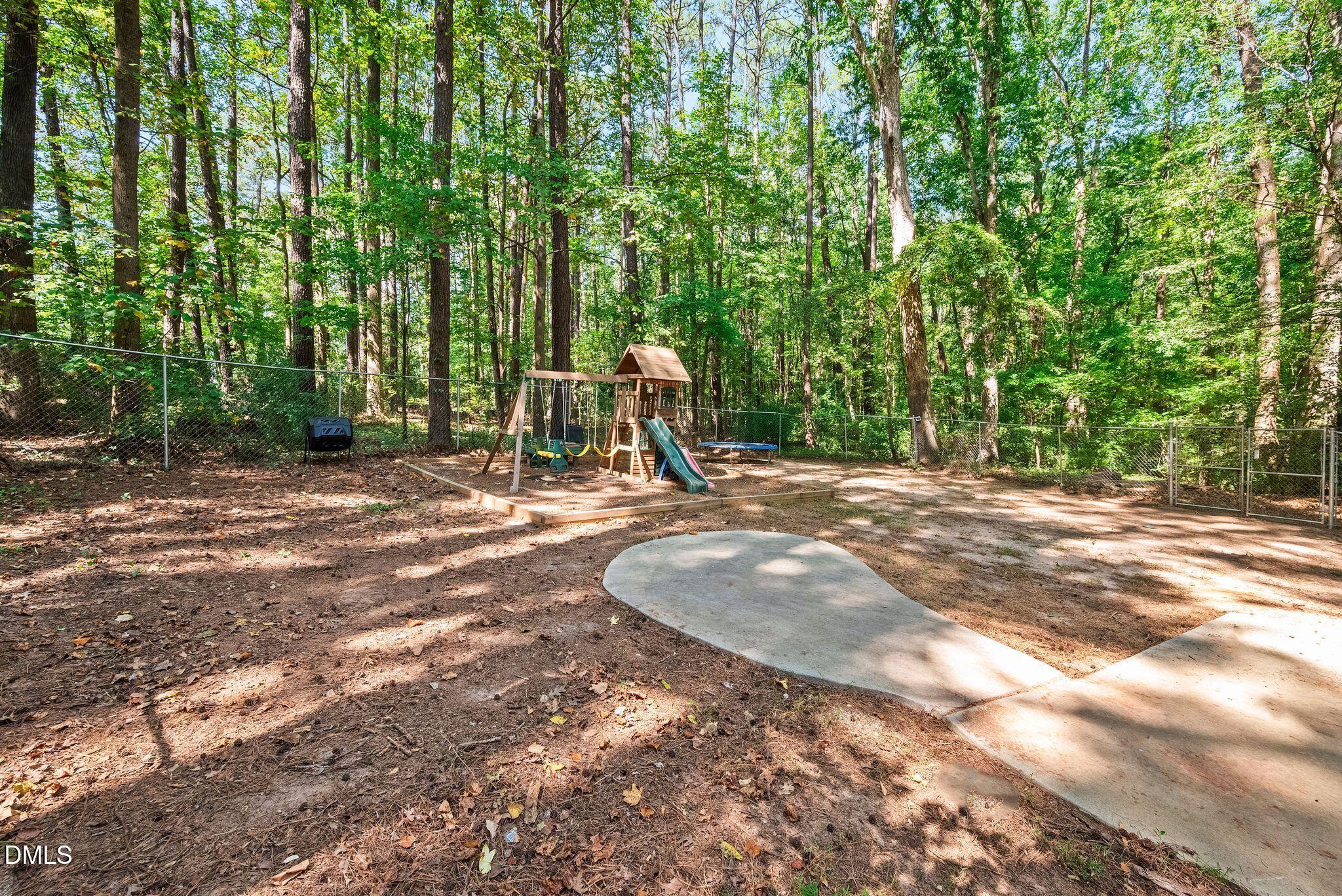 1409 Hall Boulevard Property Photo 20