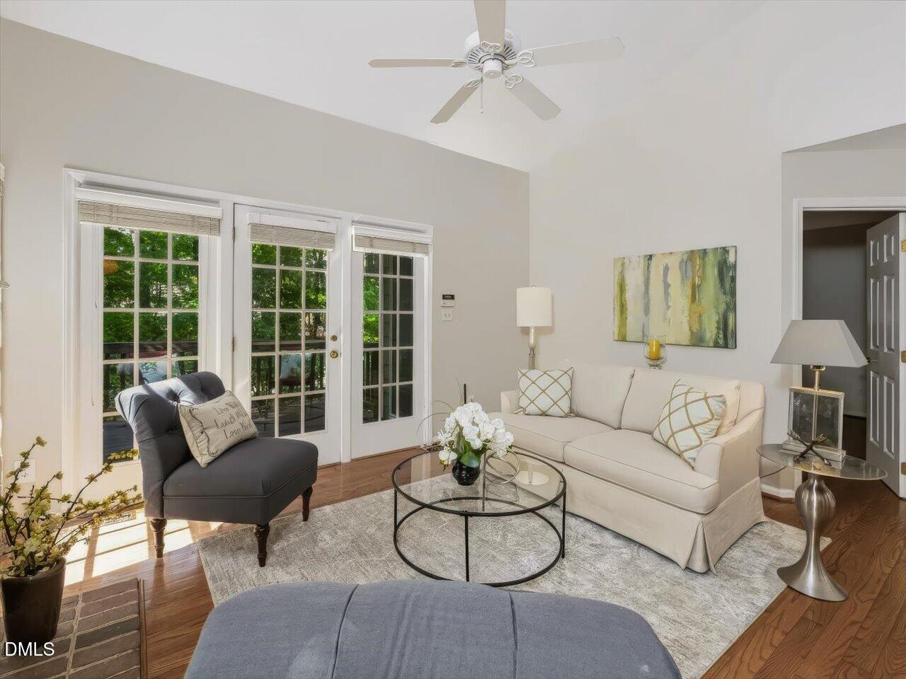 7 Kings Mount Court Property Photo 7