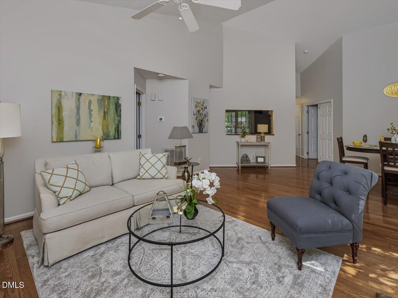 7 Kings Mount Court Property Photo 8