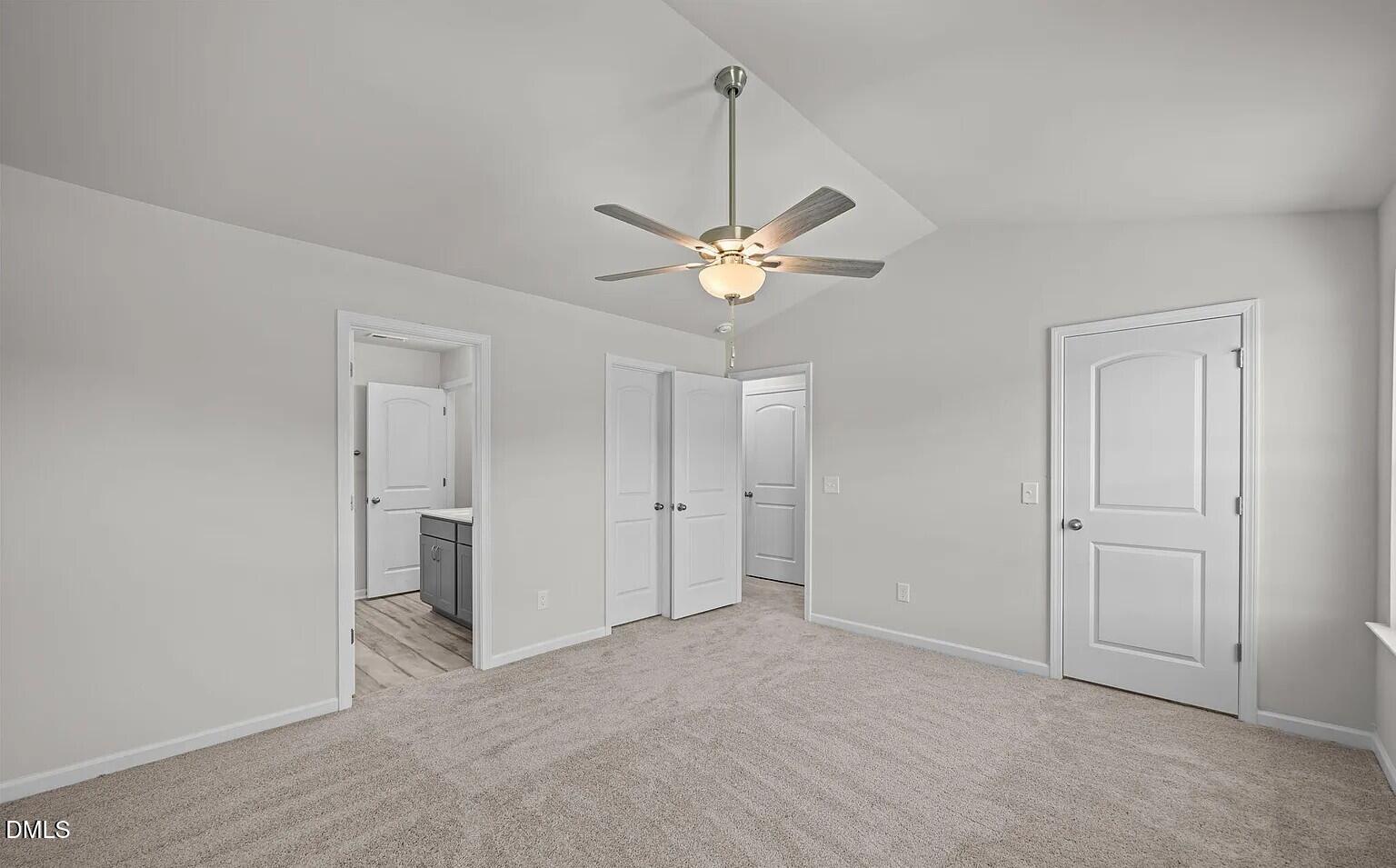 2905 Essex Street Property Photo 16