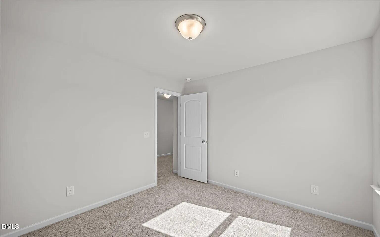 2905 Essex Street Property Photo 22