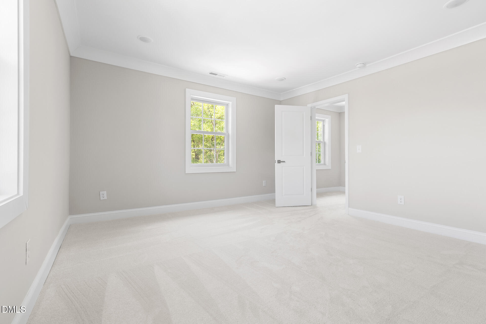 101 S Maple Street Property Photo 20