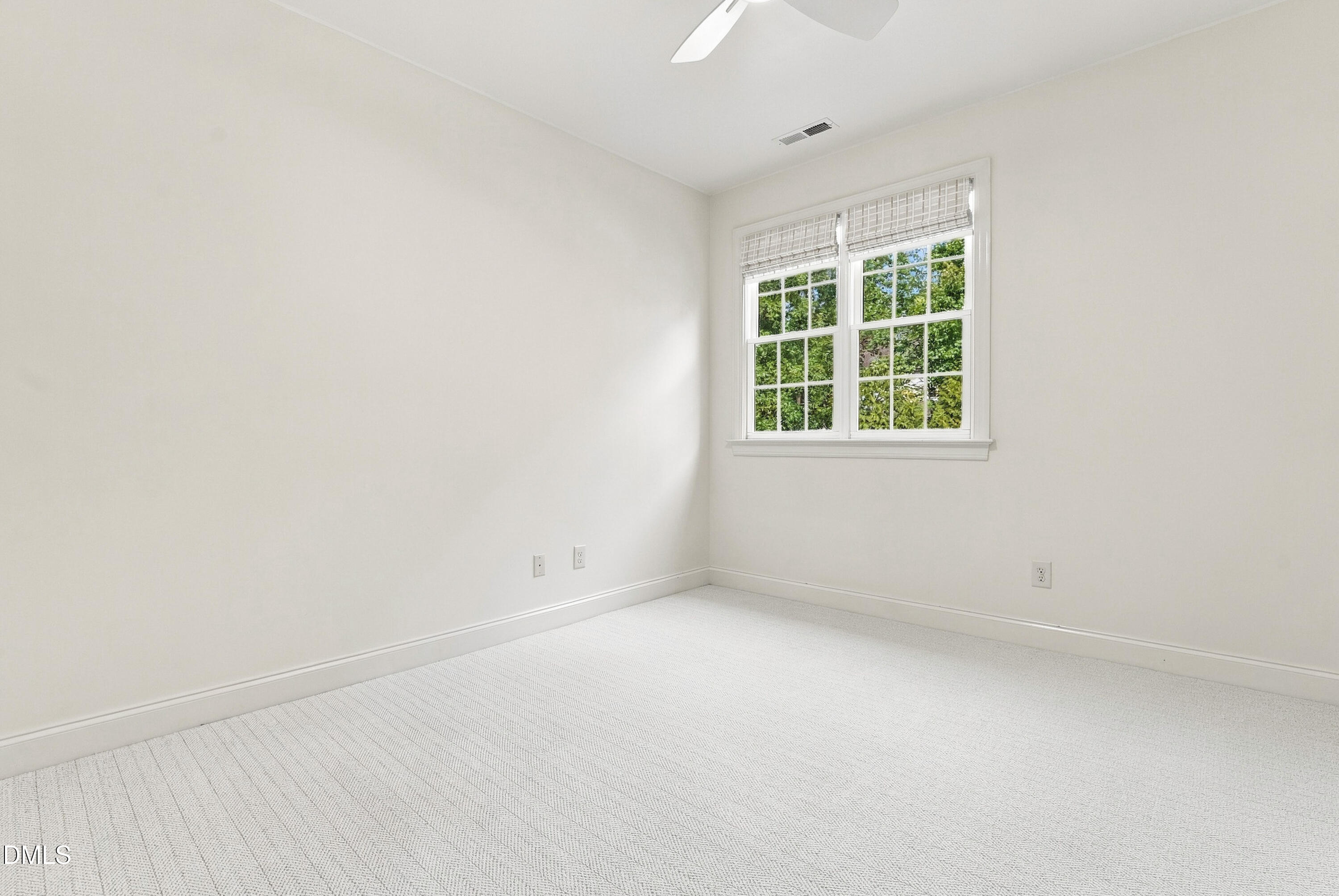 324 Stearns Way Property Photo 23